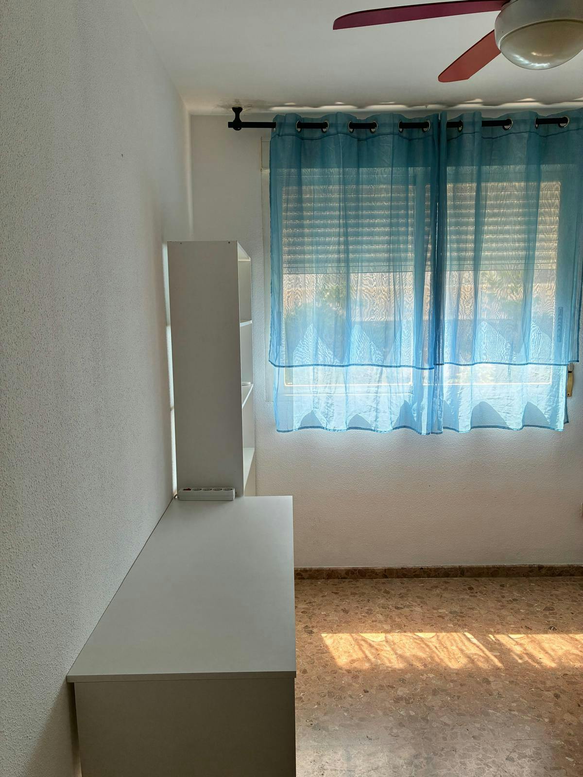 Общая комната сдается в аренду за 300 € в месяц в Castelló de la Plana, Carrer de Botànic Cavanilles