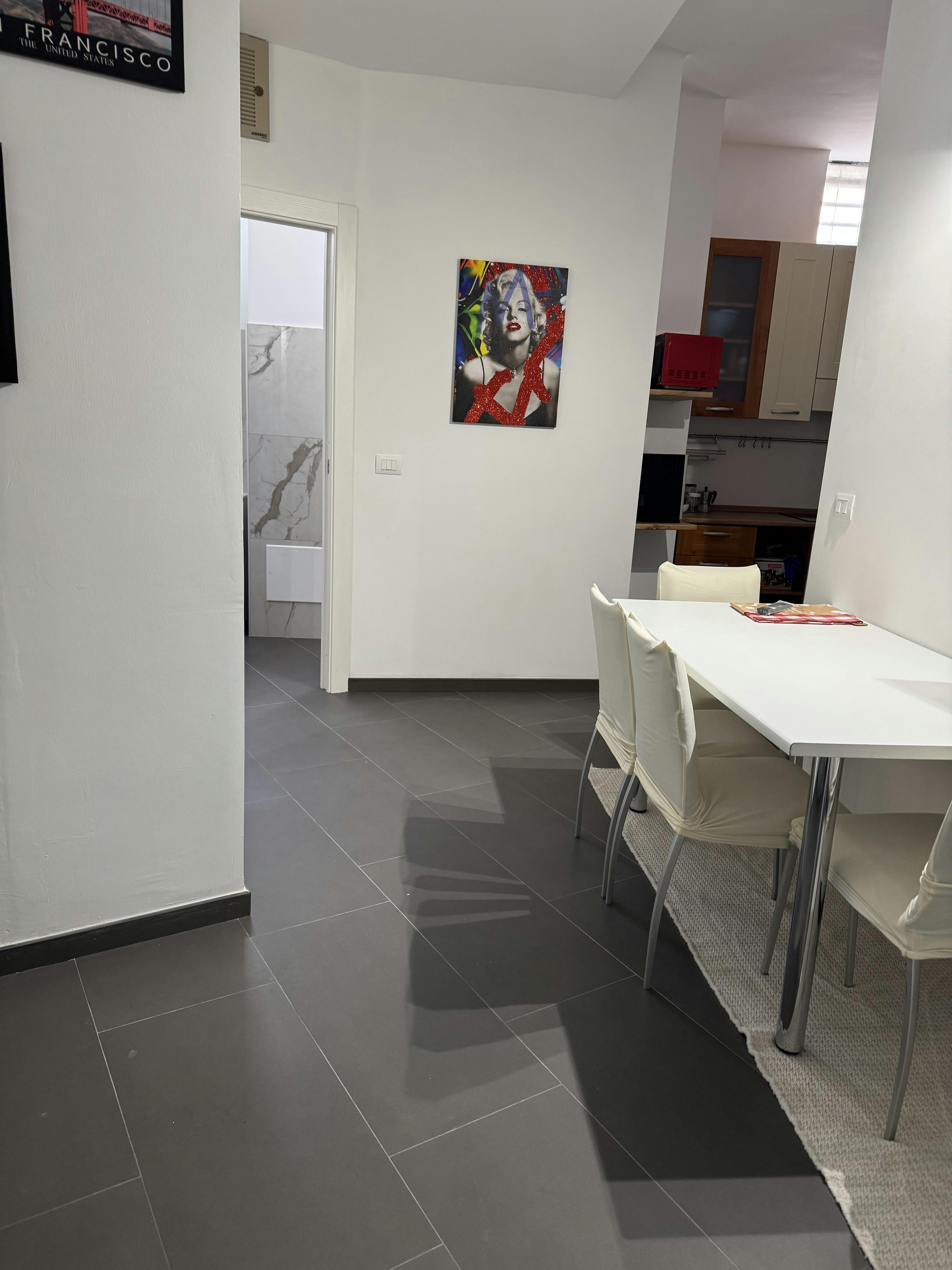 Apartment for rent for €1,000 per month in Turin, Corso Alessandro Tassoni