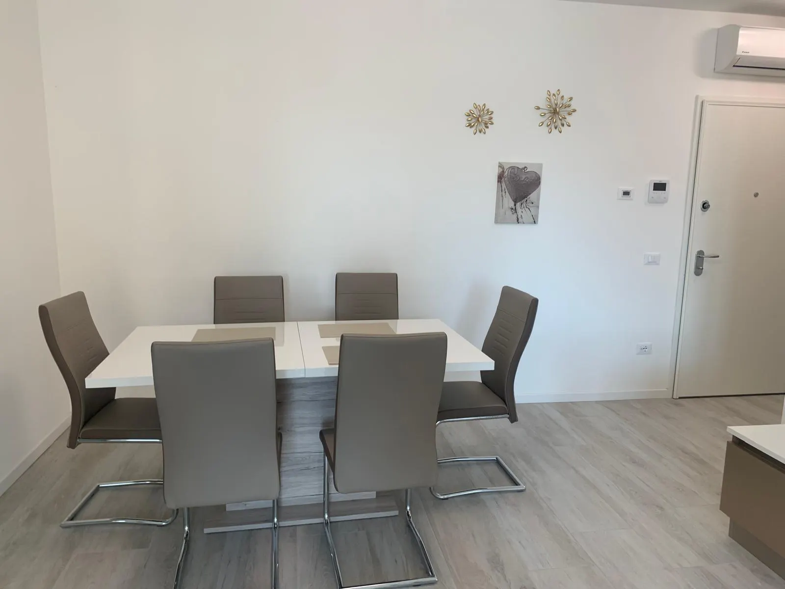 2-Bedroom Apartment in Via Cà Fornoni, Venice (1666649) ROOM 2