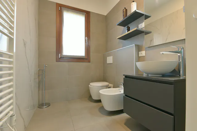2-Bedroom Apartment in Via Orlanda, Venice (1666650) room image 2