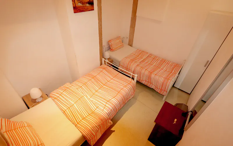 Private room in Calçada Garcia, Lisbon
