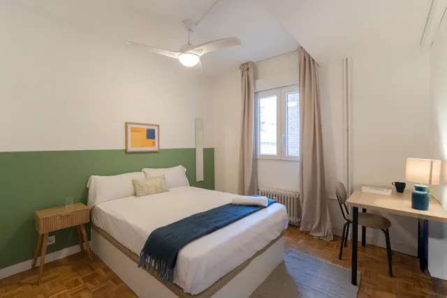 Private room in Avenida de la Ciudad de Barcelona, Madrid (1666697) room image 1