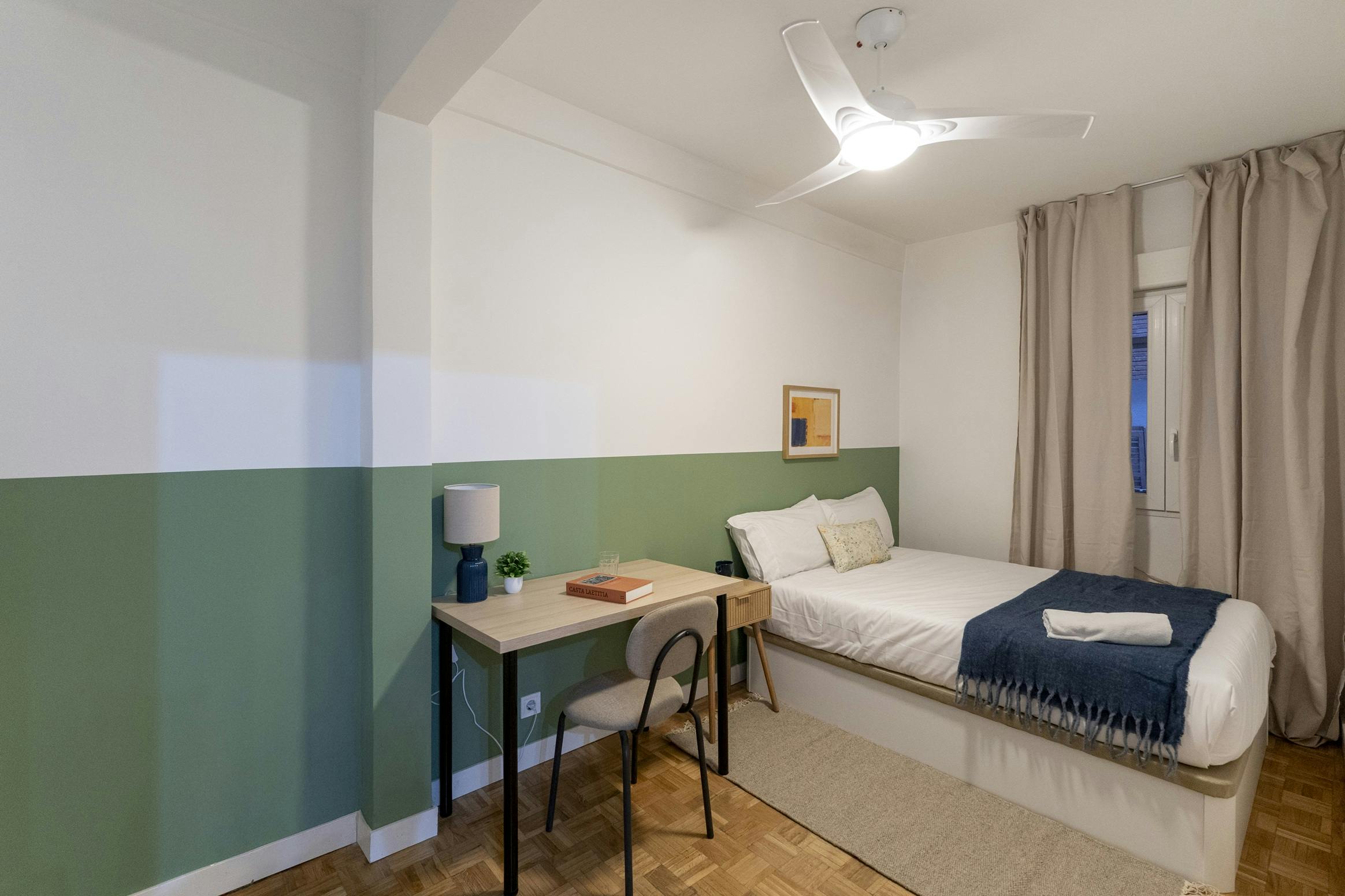 Avenida de la Ciudad de Barcelona, Madrid Madrid