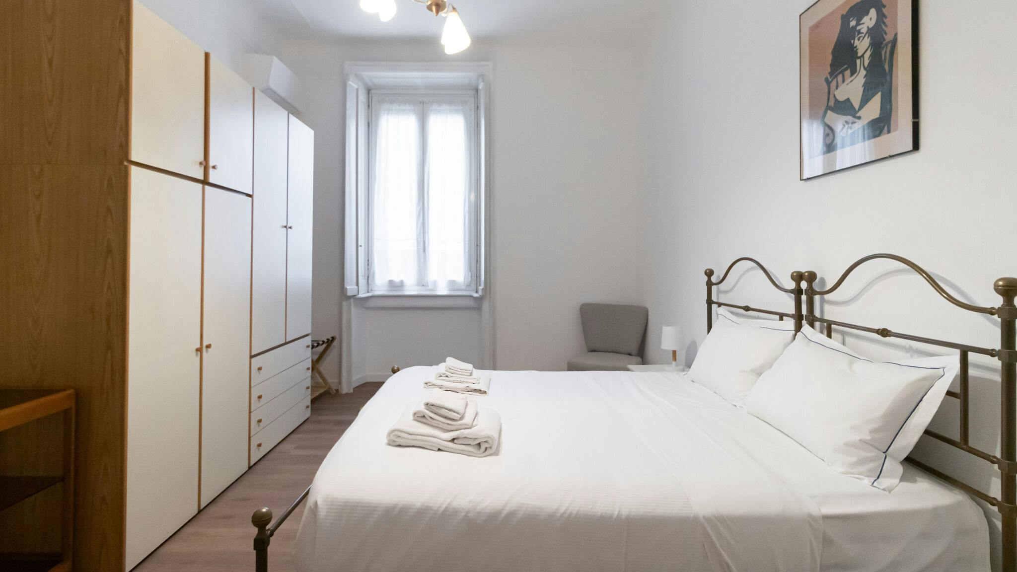 Apartment for rent for €1 per month in Milan, Viale Stelvio