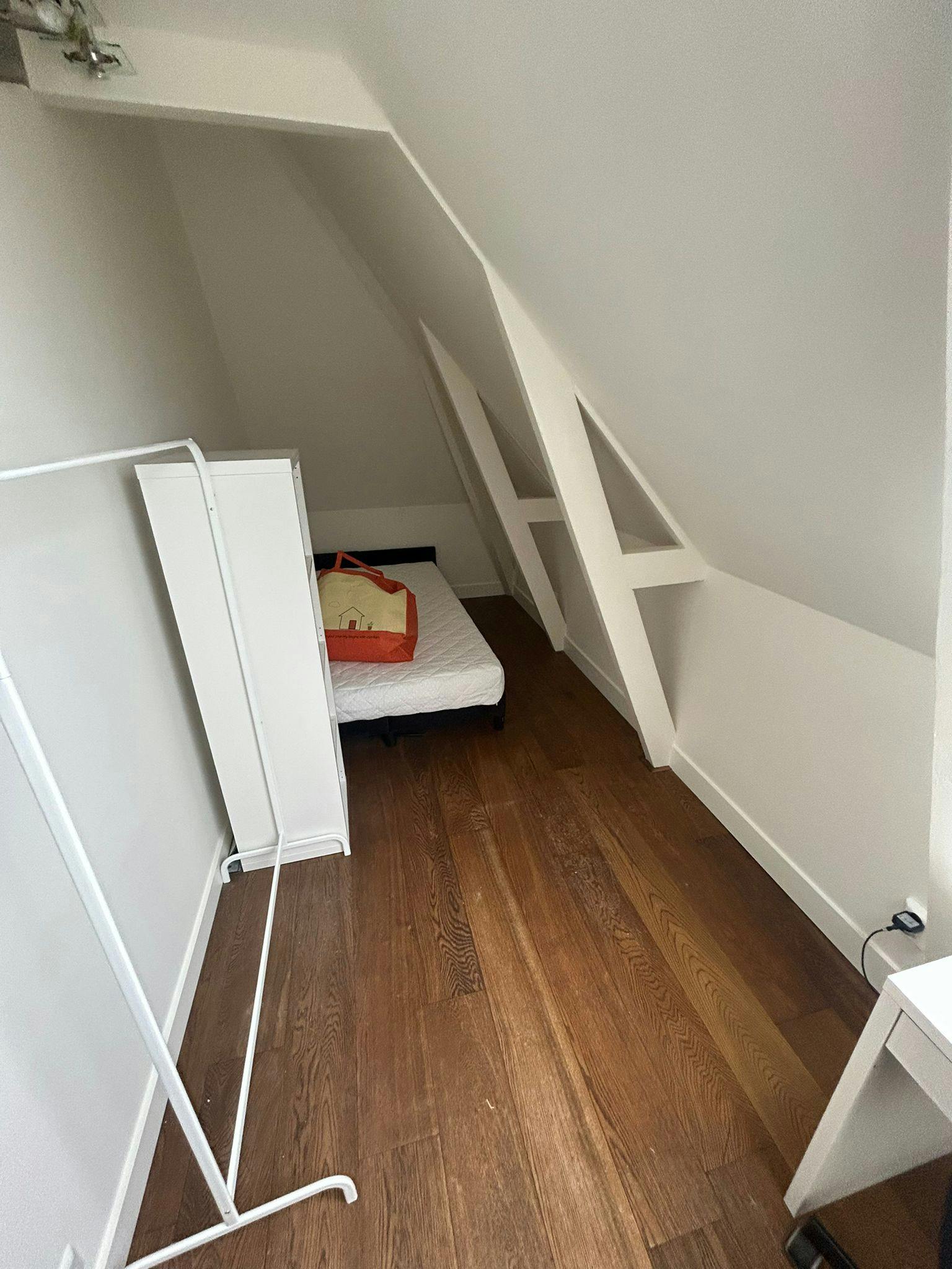Kamer aan Frans Halsstraat, Amsterdam