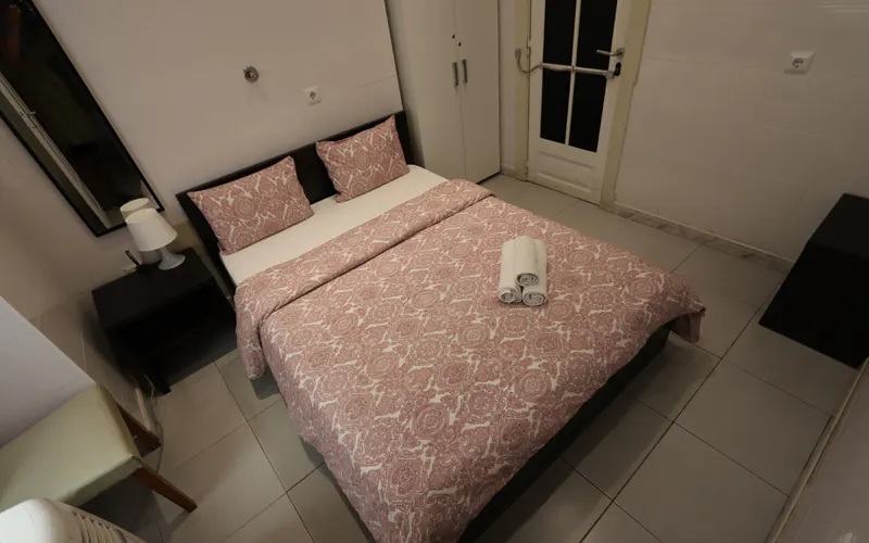 Private room in Rua Augusta, Lisbon 1