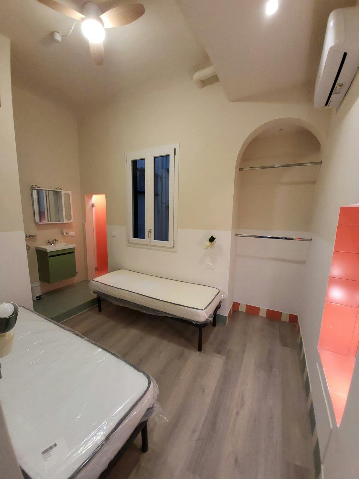 Cameră comună de închiriat pentru 320 EUR pe lună în Florence, Via di Mezzo