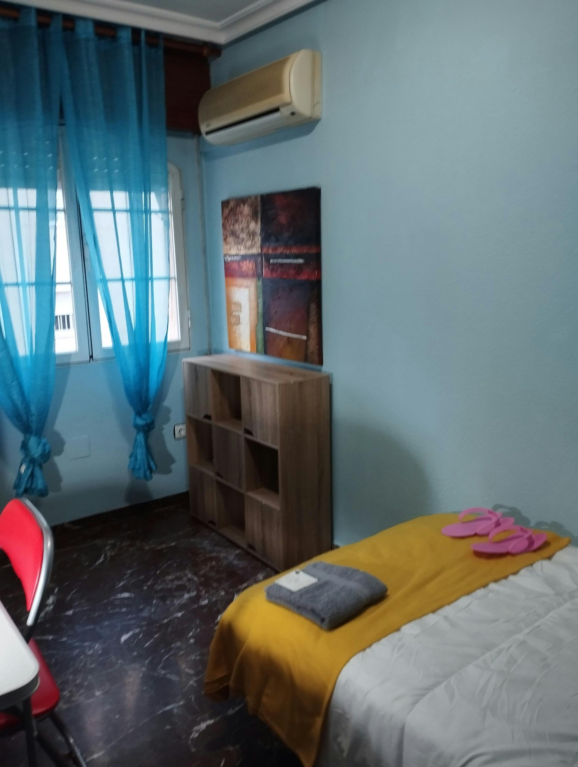 公寓 正在以 €668 的月租出租，其位于 Jaén, Avenida de Madrid