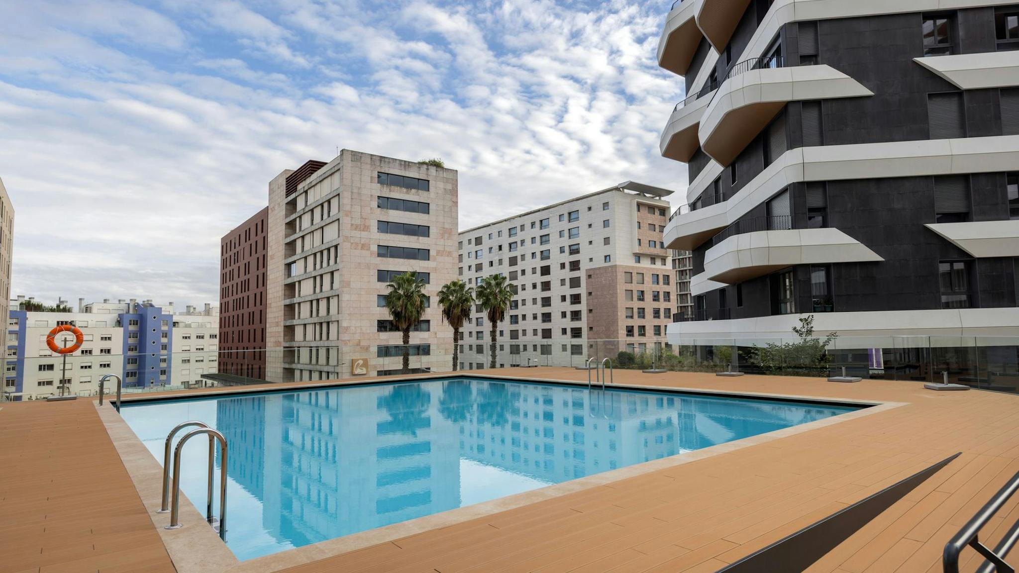 Rua Mário Botas, Lisbon preview