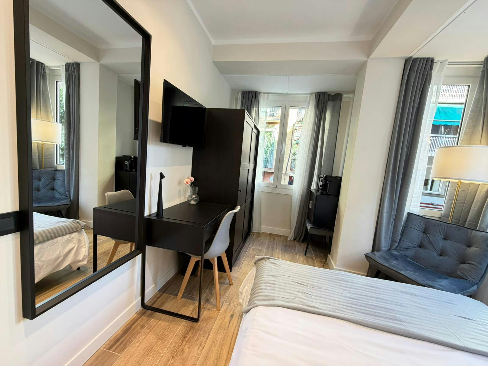 preview gallery tile