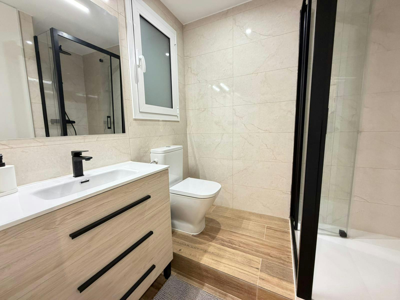 Single room Barcelona, 1 bed, 13m² — photo 19