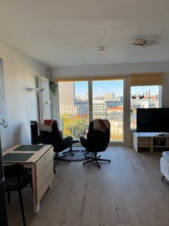 Studio for rent for €1,400 per month in Berlin, Klopstockstraße