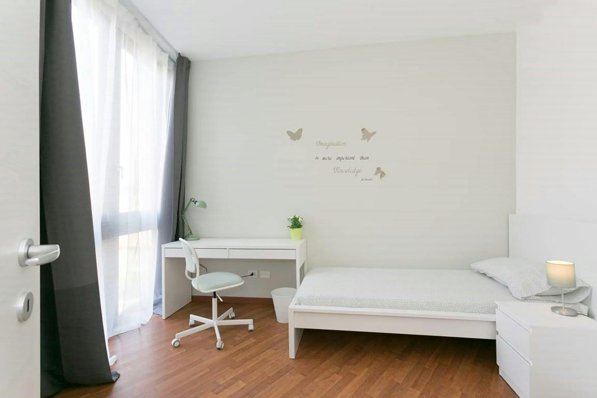 Private room for rent for €675 per month in Milan, Via Gavirate