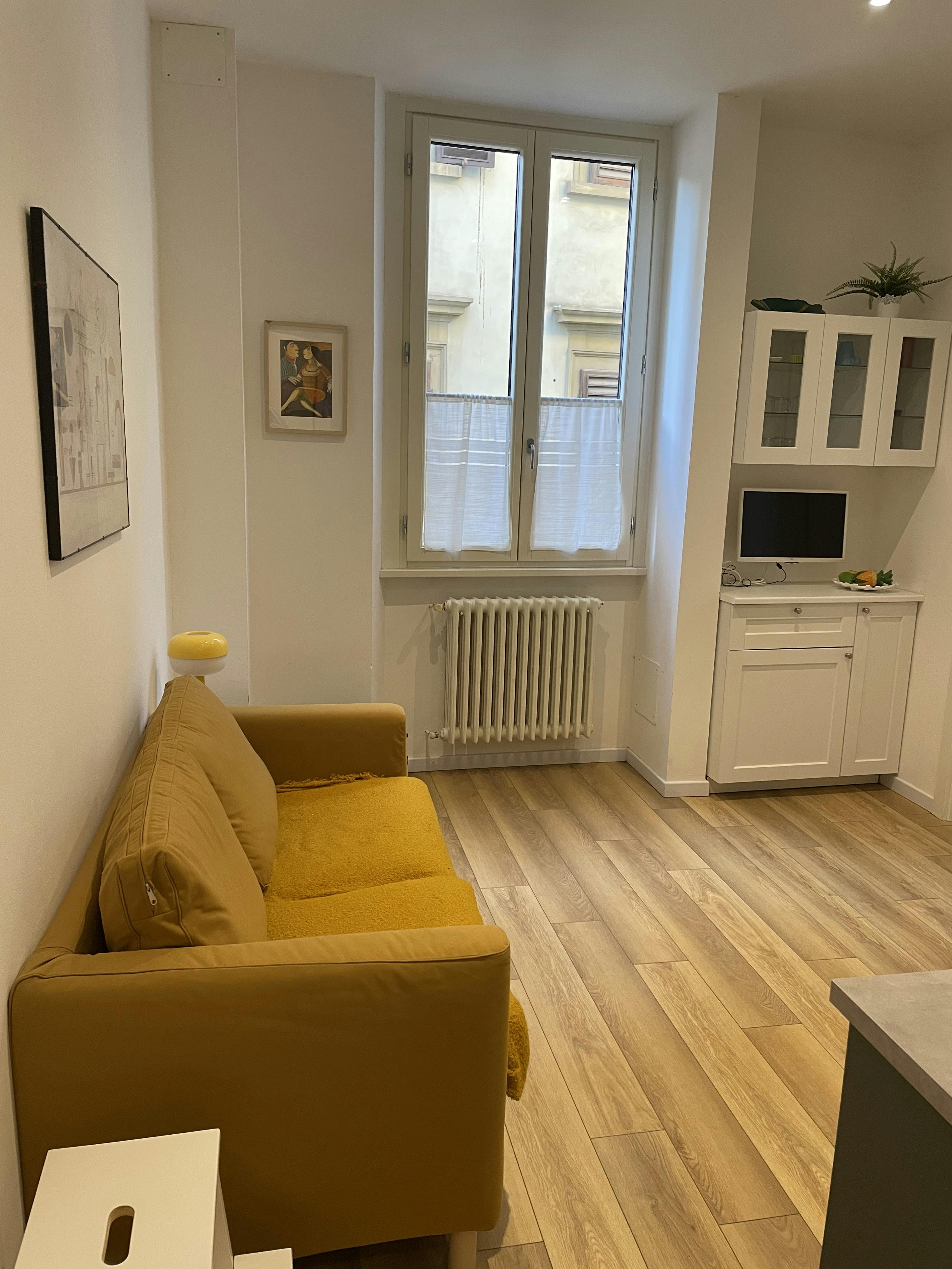 Apartment for rent for €1,650 per month in Florence, Via Santa Elisabetta