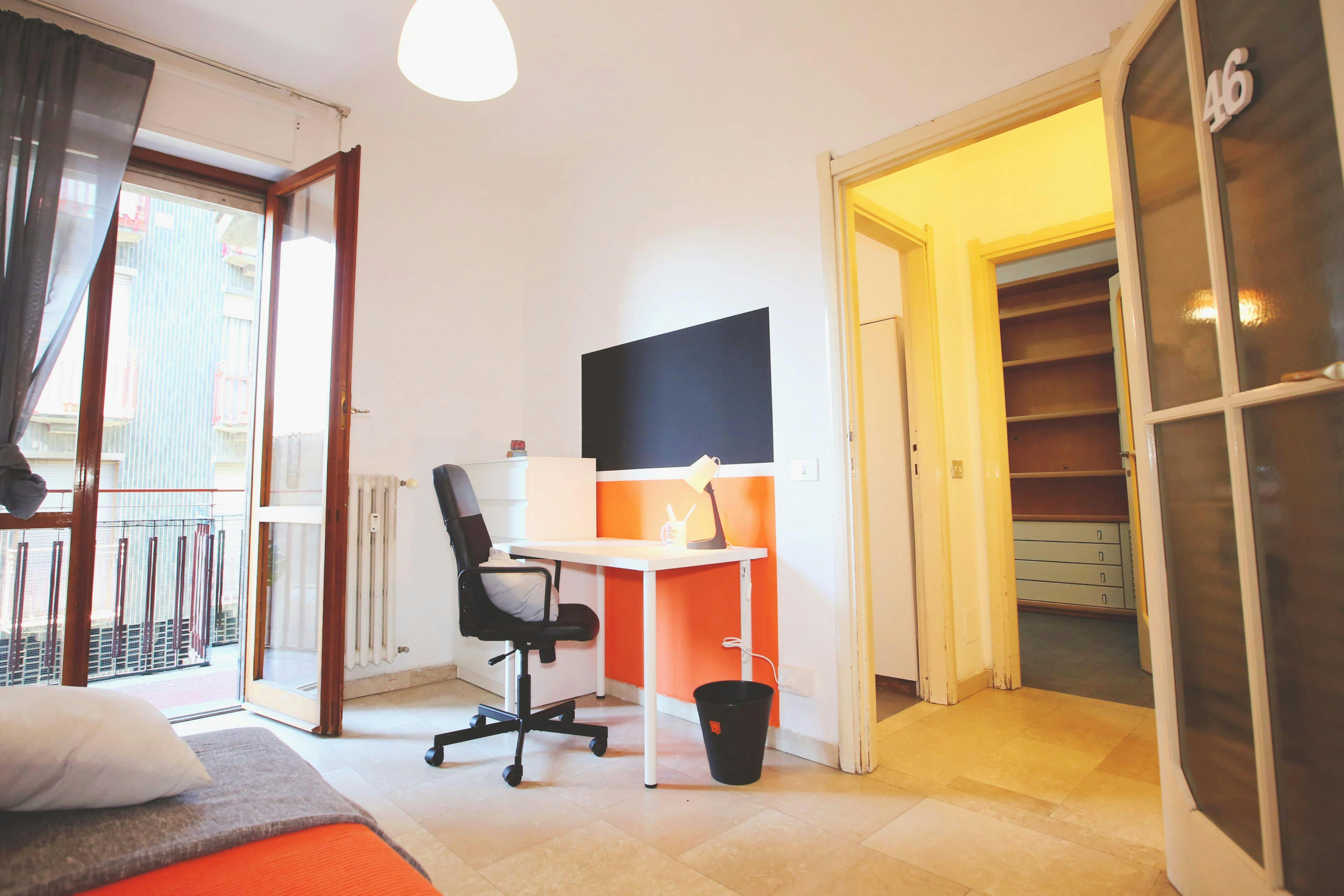 Single room Lecco, 1 bed, 11m² — photo 10