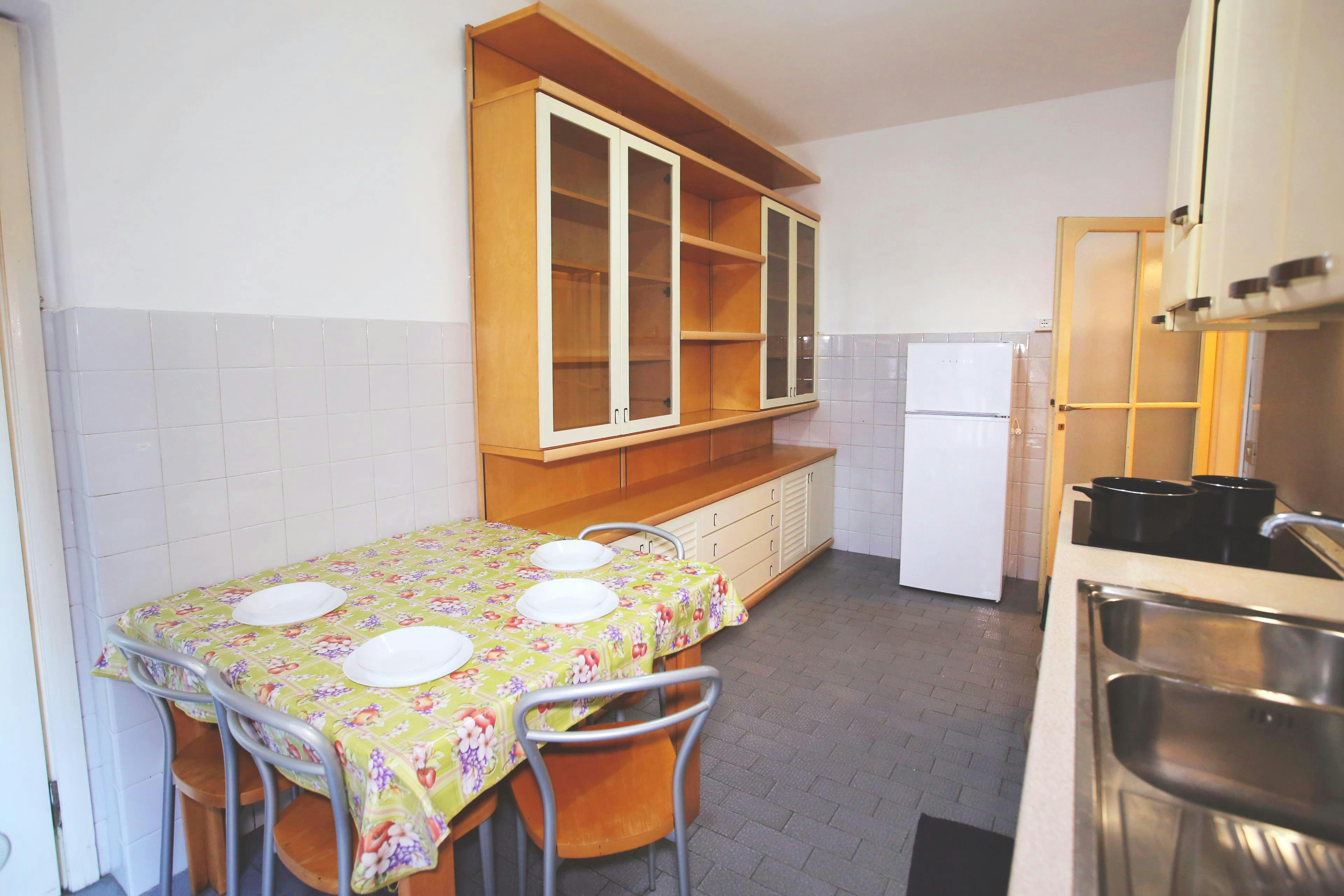 Single room Lecco, 1 bed, 16m² — photo 1