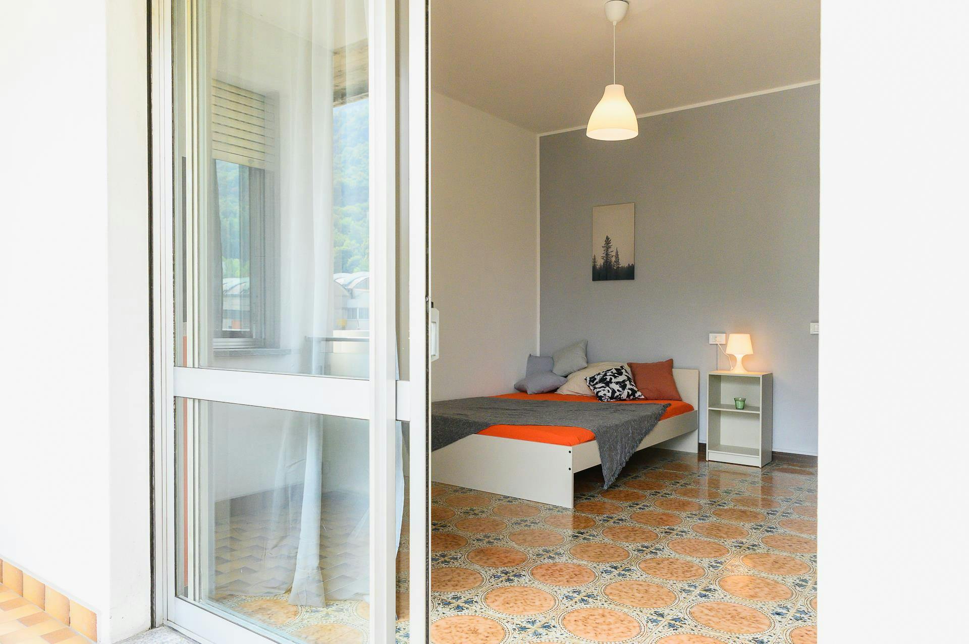 Quarto privado para alugar por € 520 por mês em Lecco, Corso Carlo Alberto