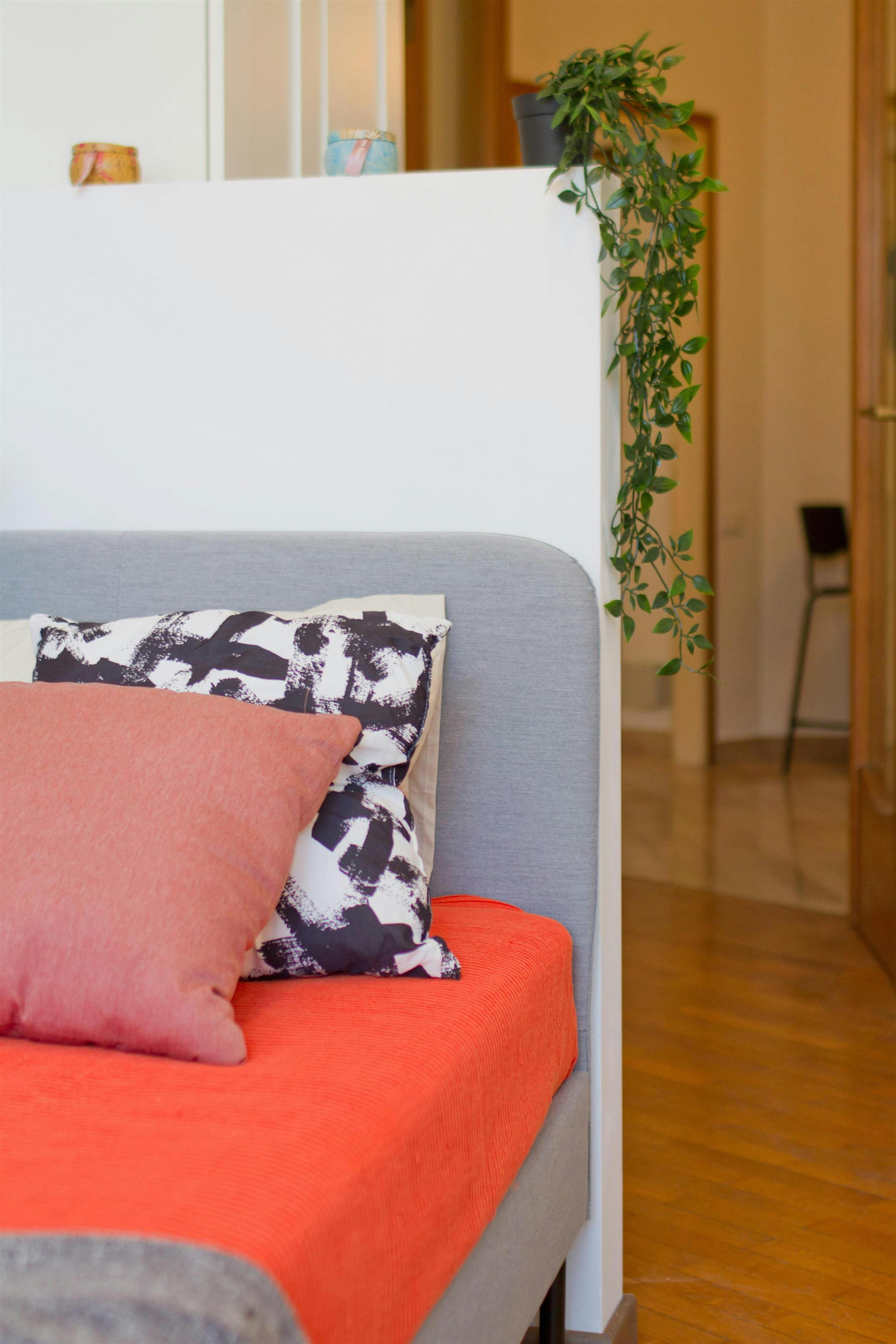 Single room Lecco, 1 bed, 12m² — photo 2