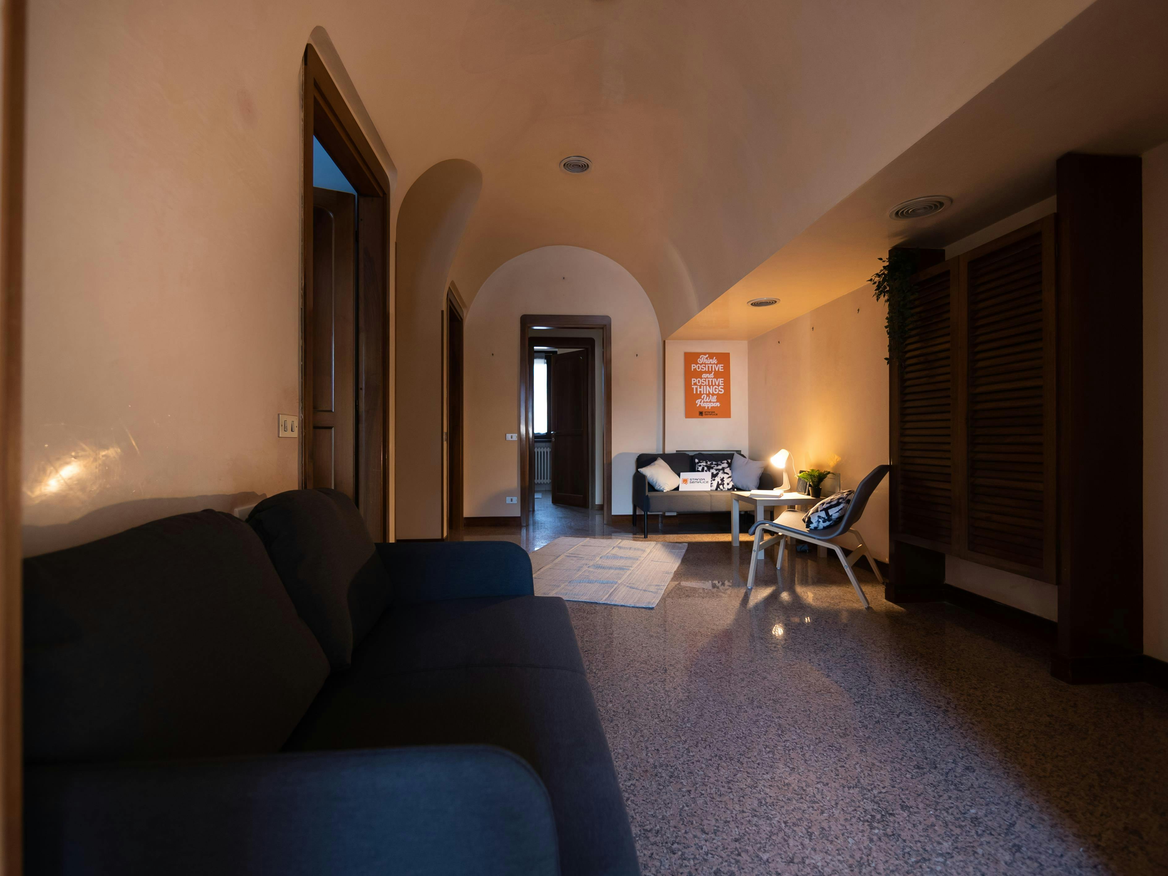 Single room Lecco, 1 bed, 21m² — photo 5