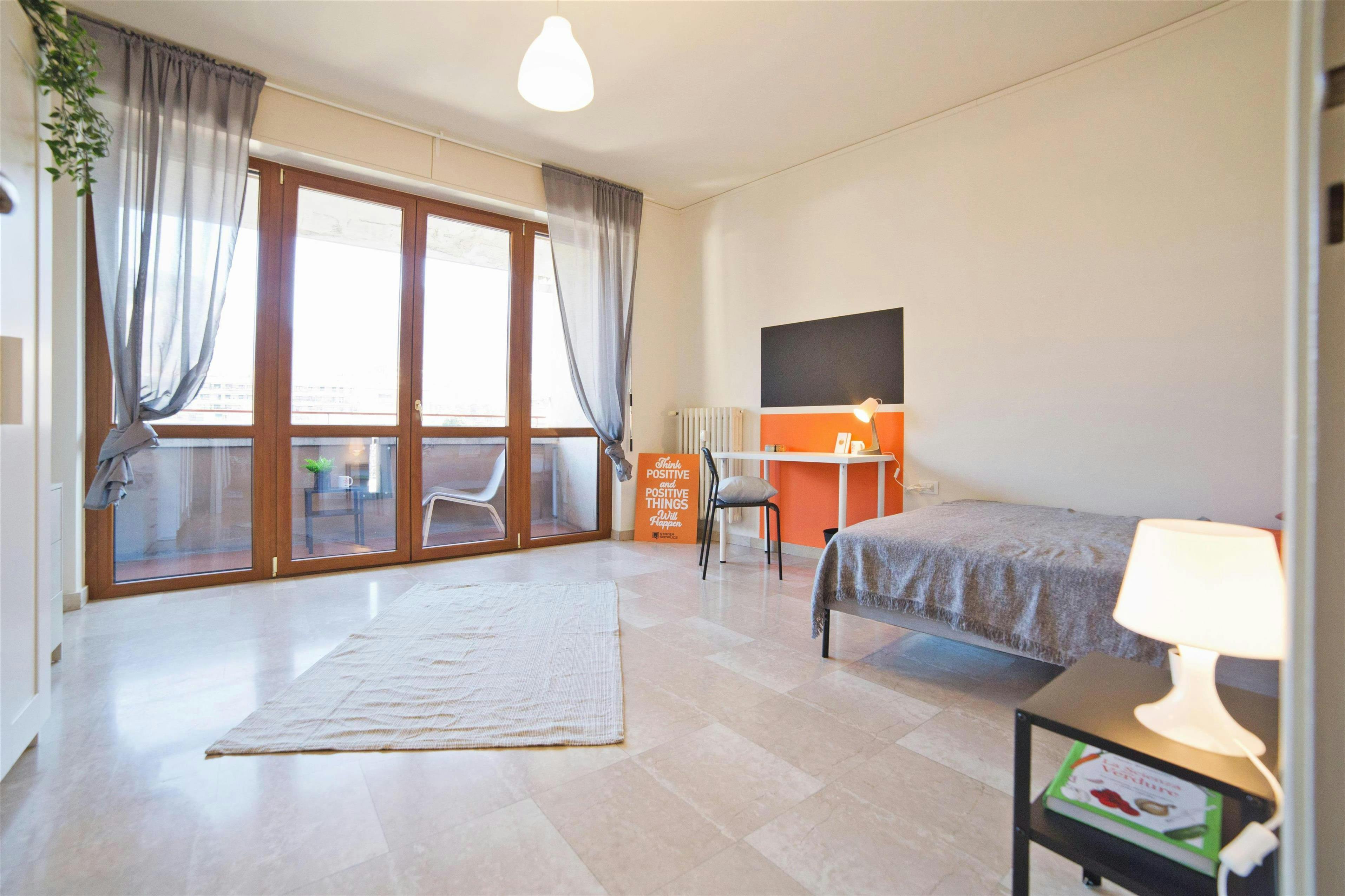 Single room Lecco, 1 bed, 17m² — photo 3