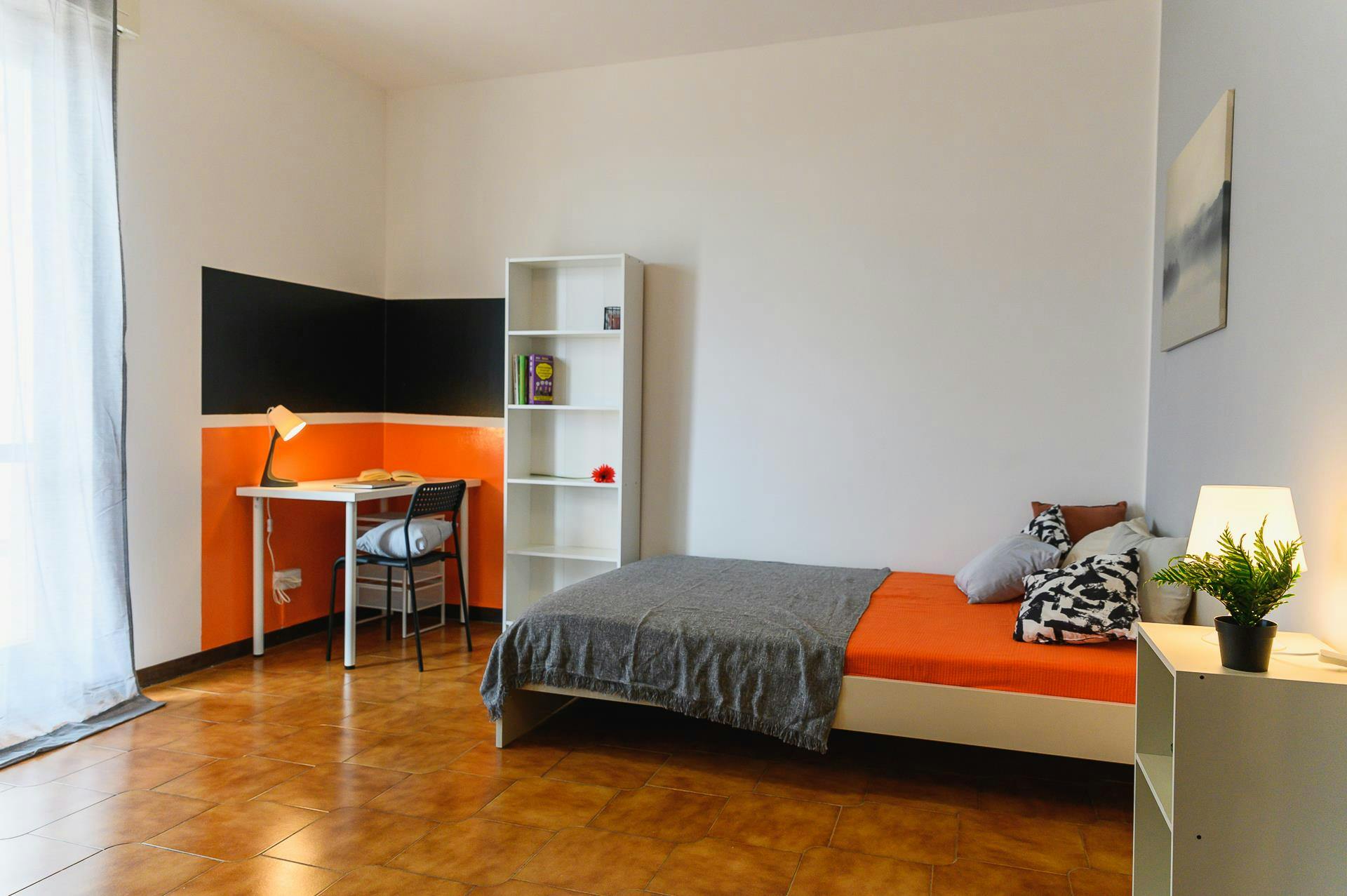 Single room Lecco, 1 bed, 16m² — photo 1