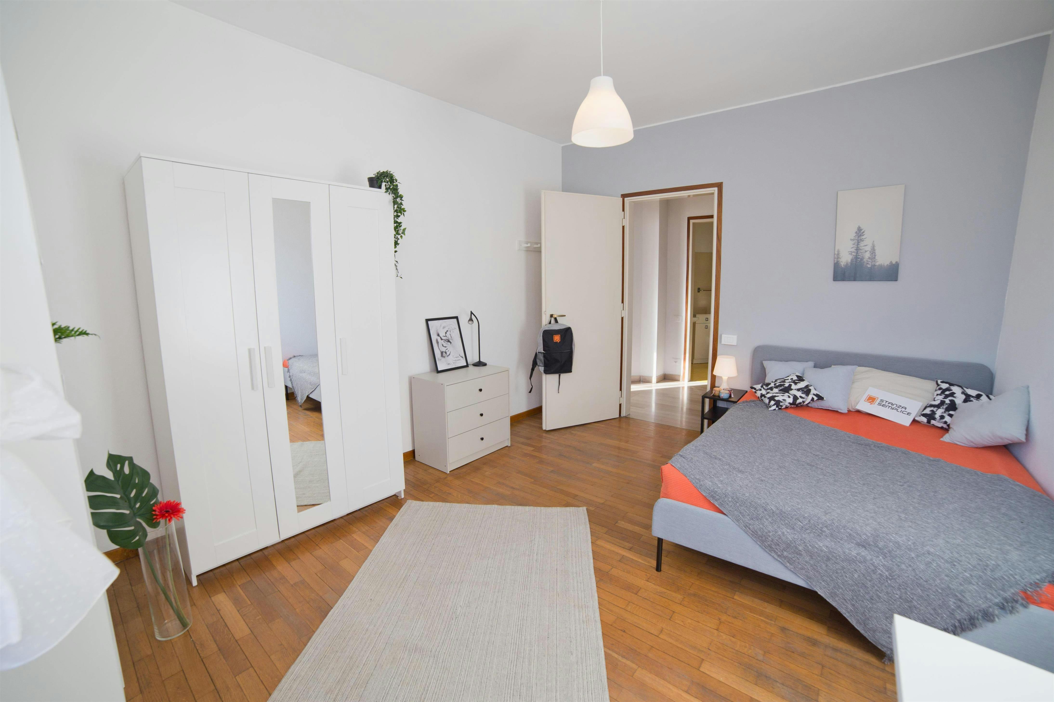 Single room Lecco, 1 bed, 15m² — photo 1