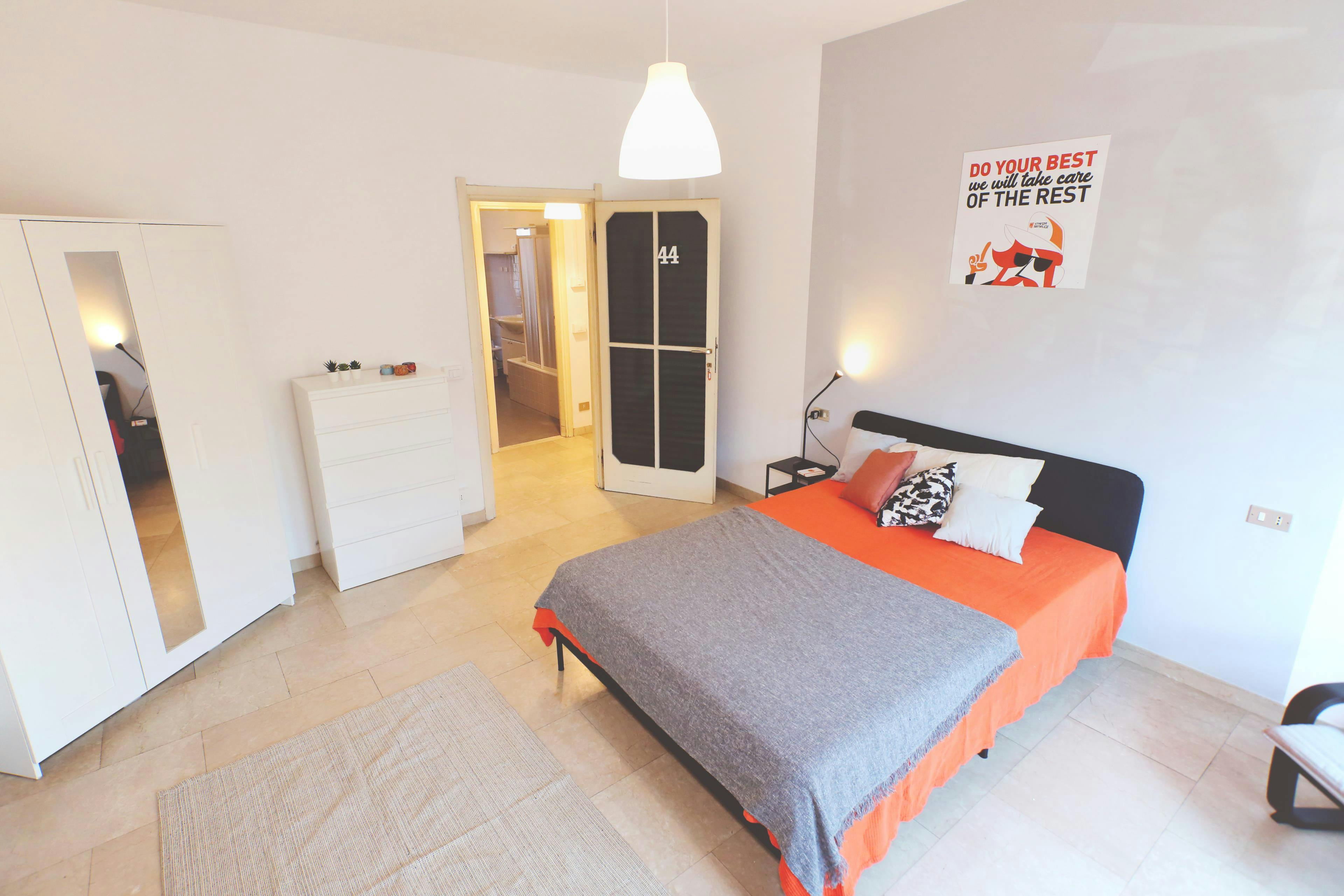 Single room Lecco, 1 bed, 18m² — photo 2