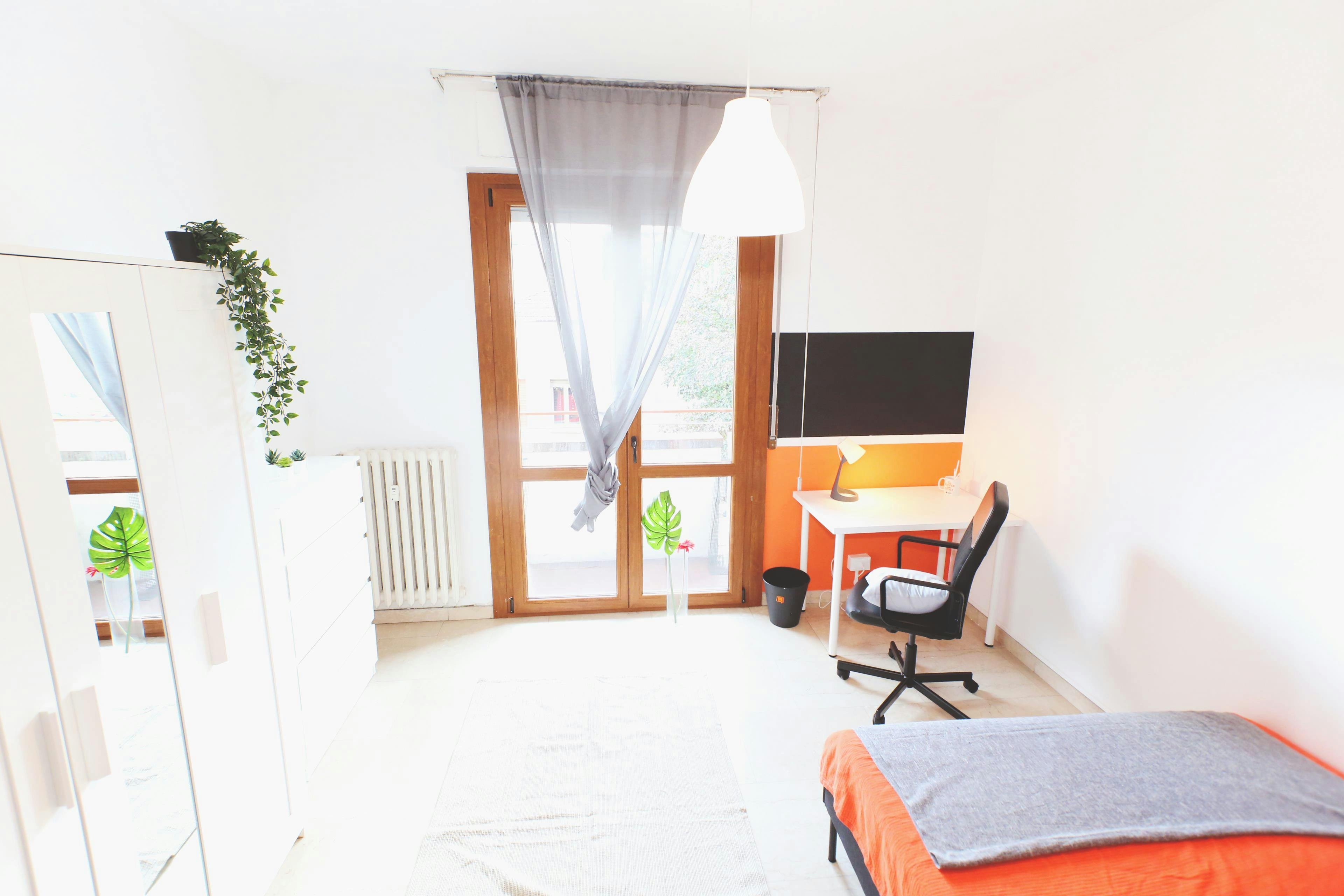Single room Lecco, 1 bed, 15m² — photo 2