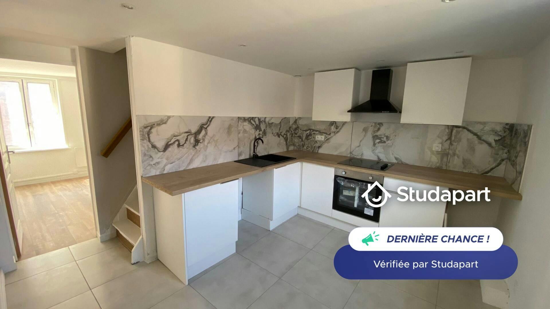 Apartment for rent for €980 per month in Roubaix, Rue de Mouvaux