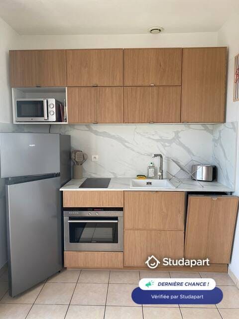 Apartament de închiriat pentru 850 EUR pe lună în Ouistreham, Boulevard Marechal Joffre