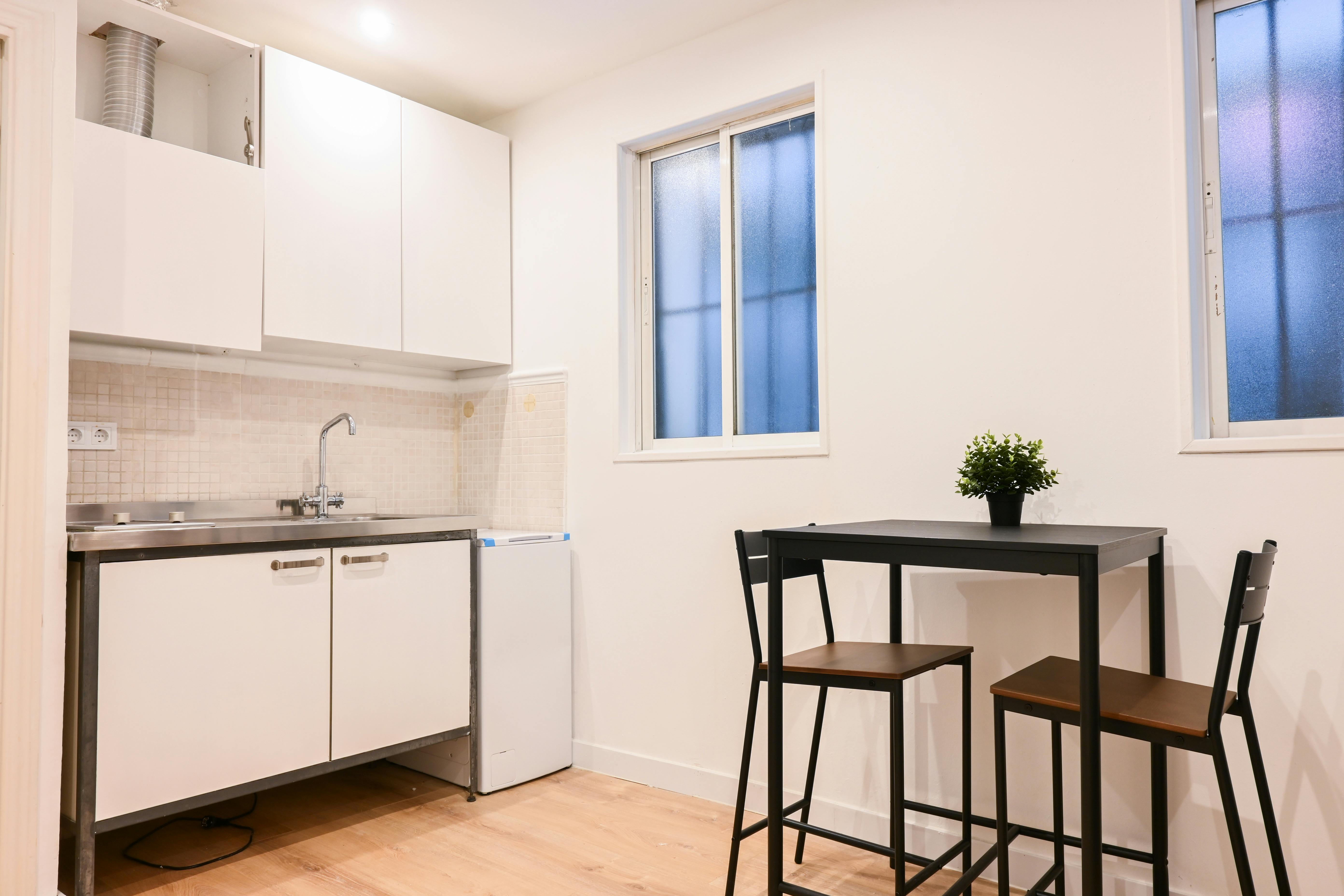 Студия сдается в аренду за 1 250 € в месяц в Madrid, Calle de San Lorenzo