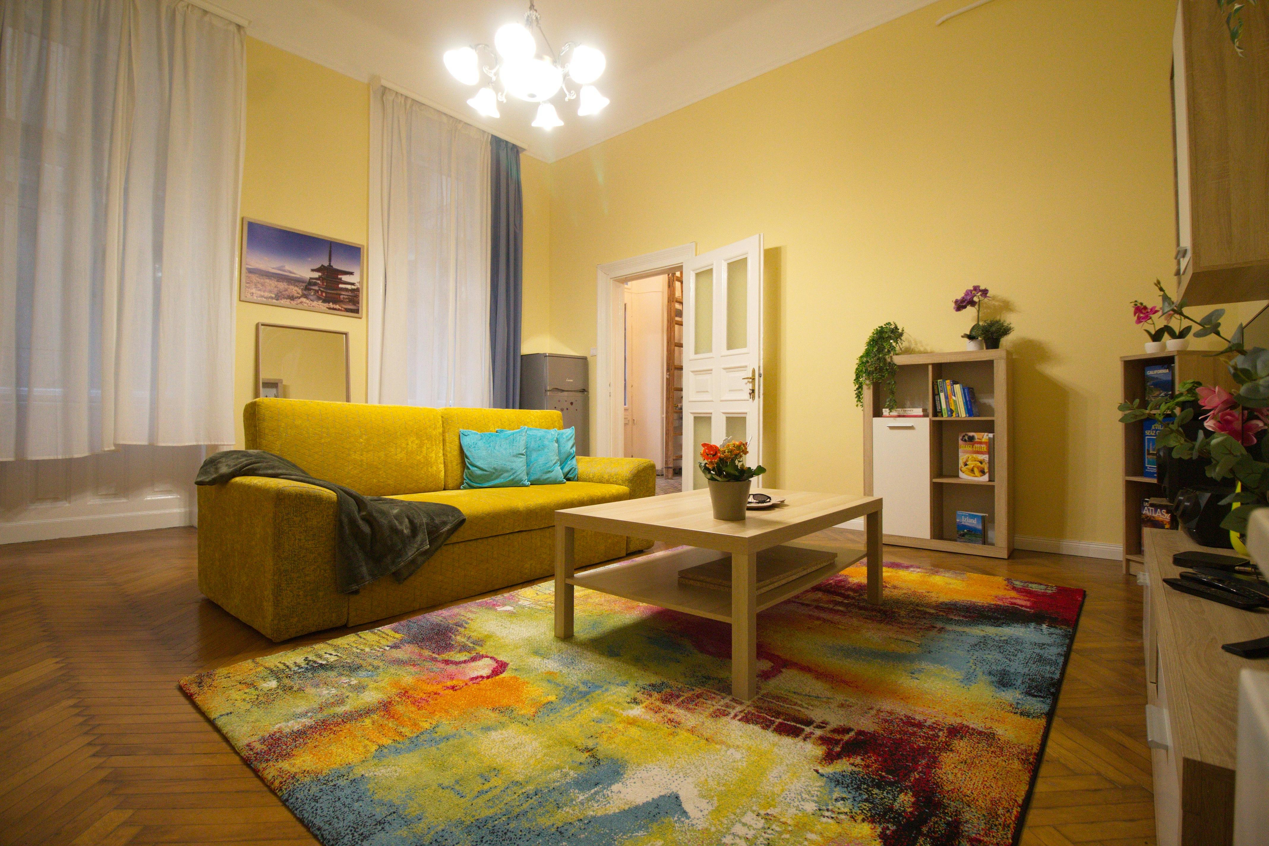 Báthory utca, Budapest preview