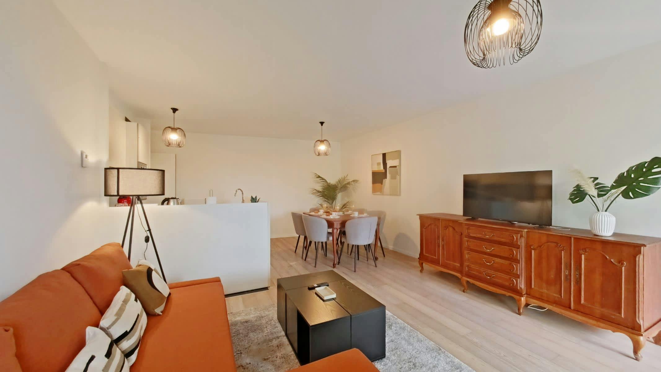 Apartment for rent for €3,317 per month in Brussels, Rue Henri Evenepoel Straat