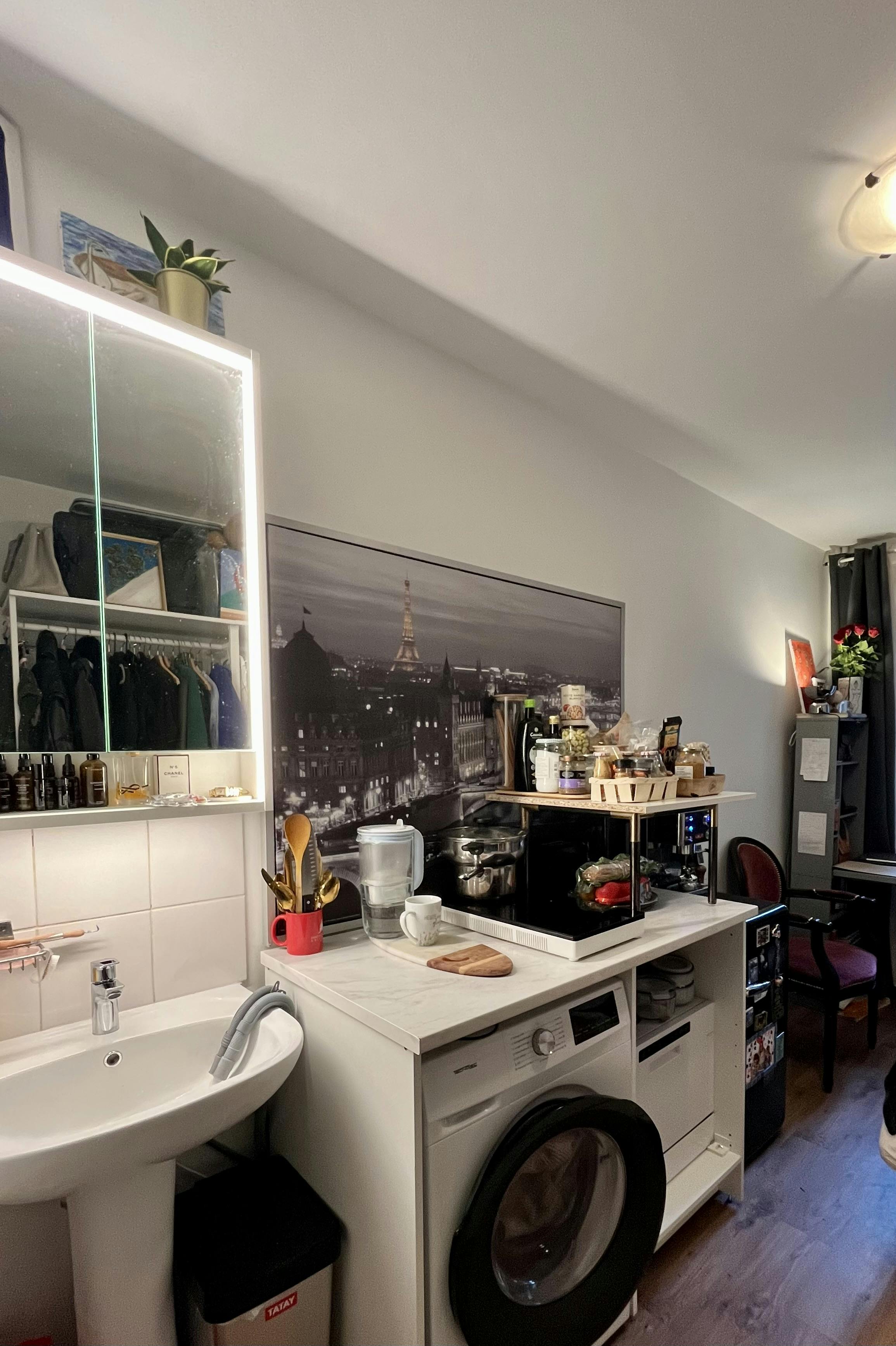 Apartment for rent for €963 per month in Paris, Avenue Foch