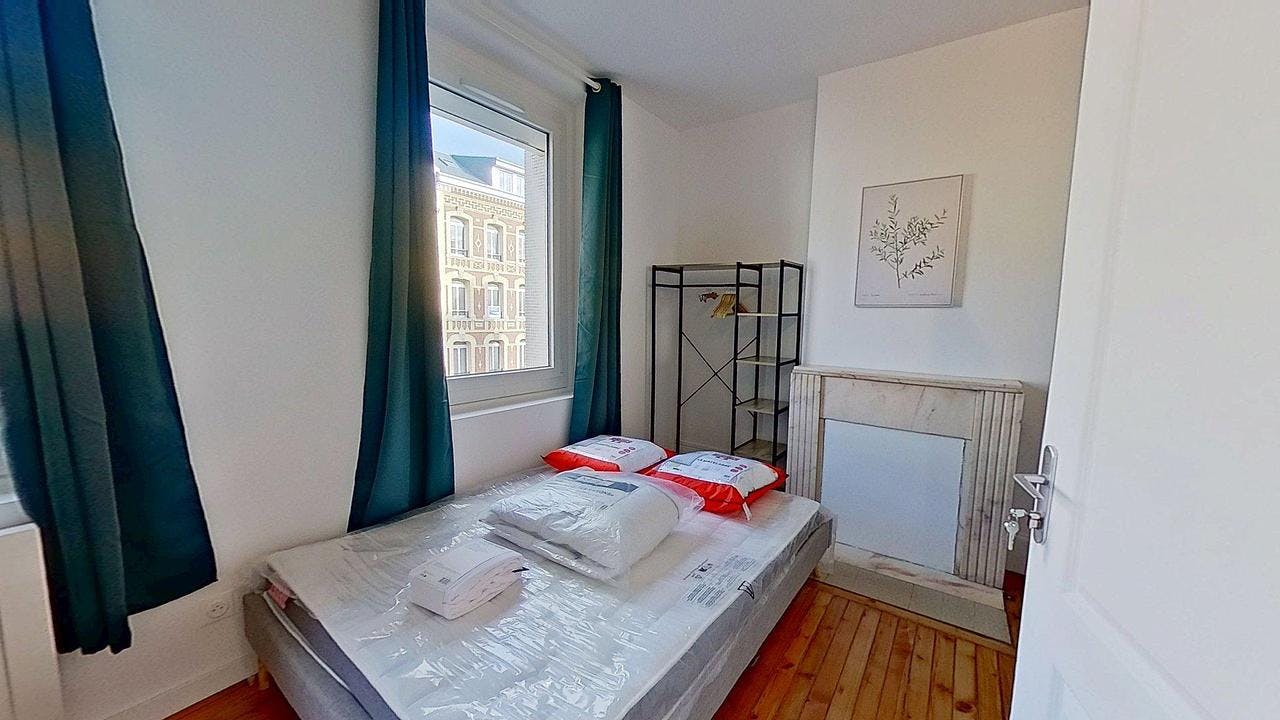 Private room for rent on Rue Aristide Briand, Le Havre - Bilde 5