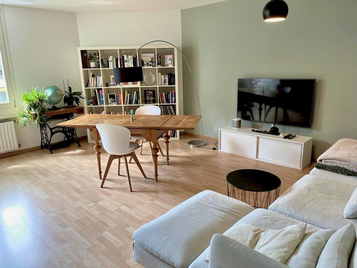 Apartment for rent for €2,400 per month in Munich, Bavariastraße