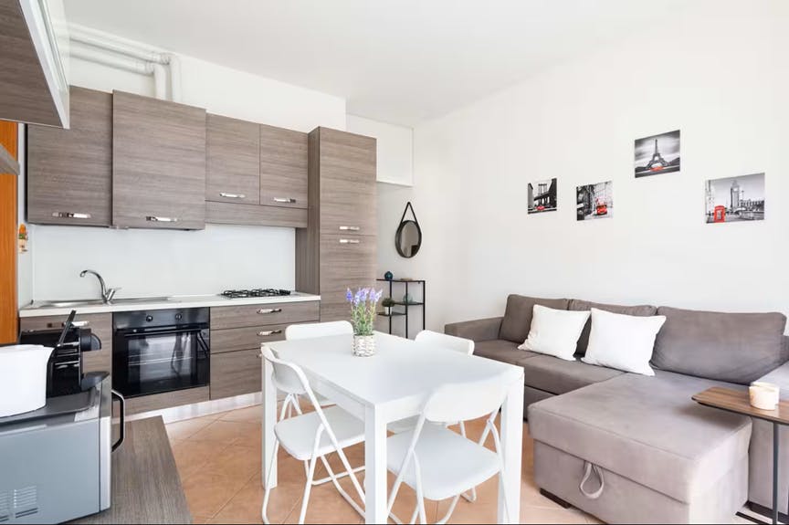 Apartment for rent for €2,500 per month in Milan, Via Privata Don Bartolomeo Grazioli