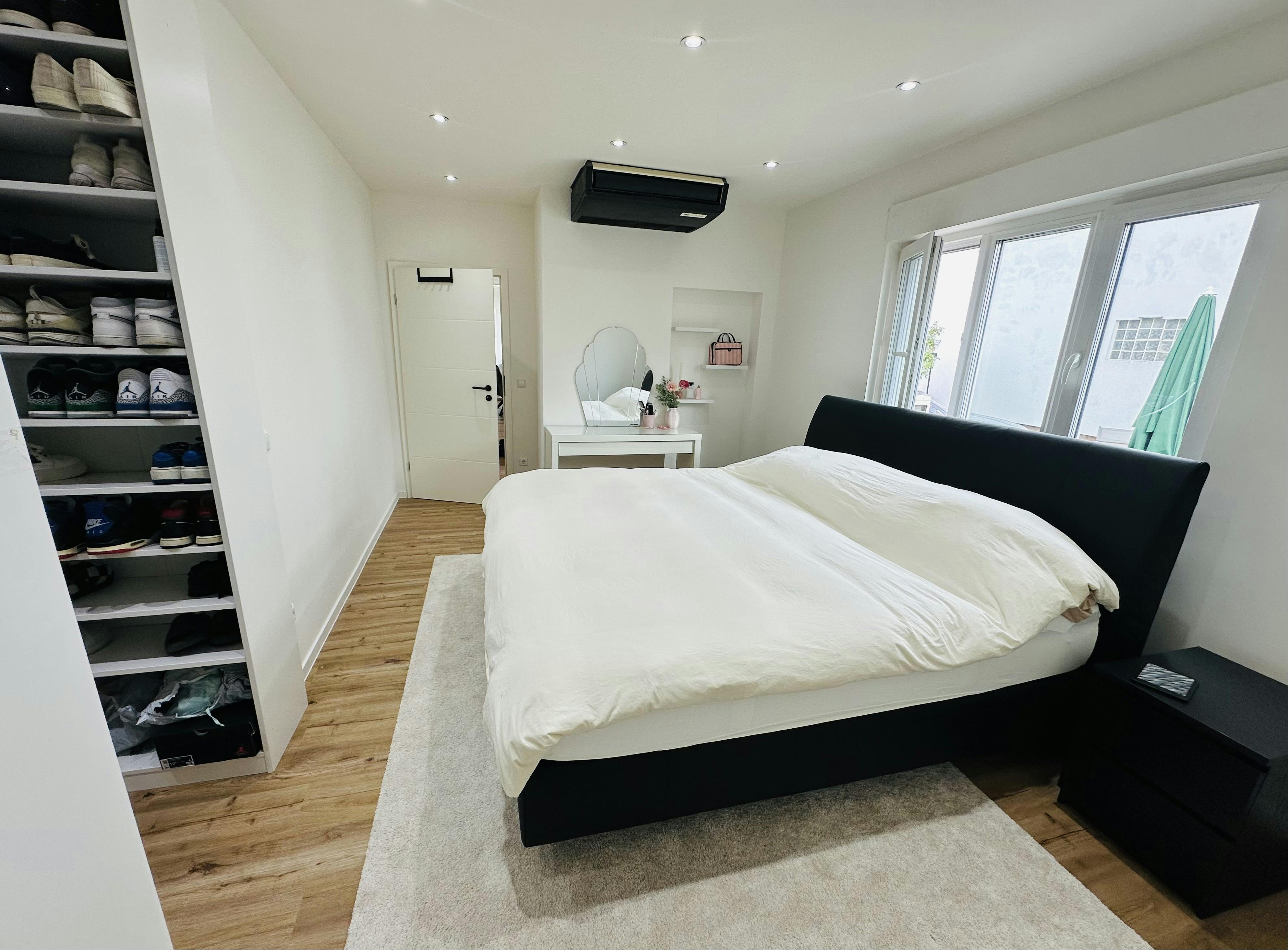 公寓 正在以 €1,900 的月租出租，其位于 Jockgrim, Bahnhofstraße