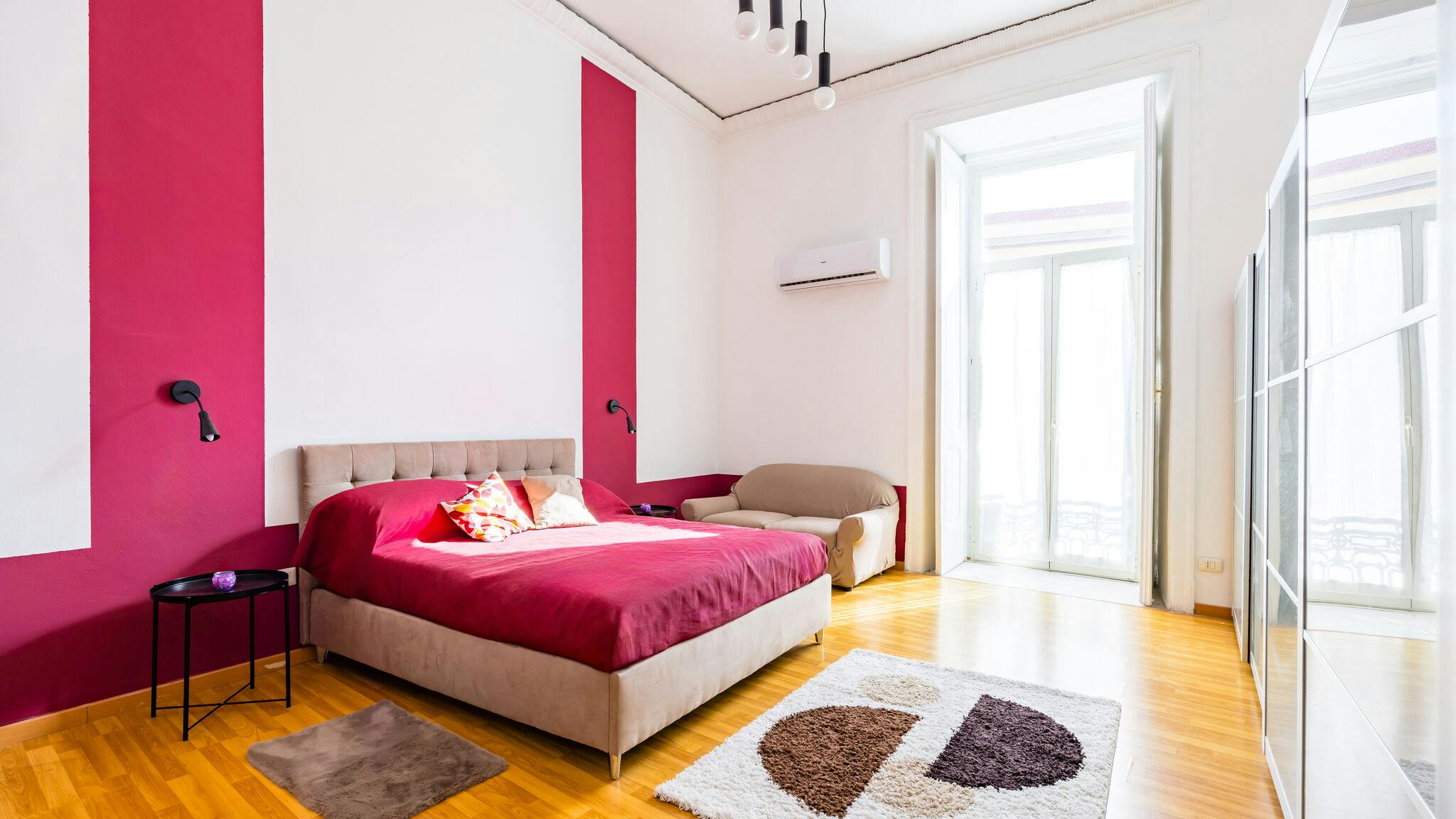 Appartement à louer pour 1 €/mois à Naples, Corso Vittorio Emanuele