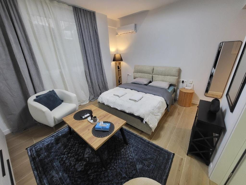 Apartment for rent for €850 per month in Athina, Panagiotou Anagnostopoulou