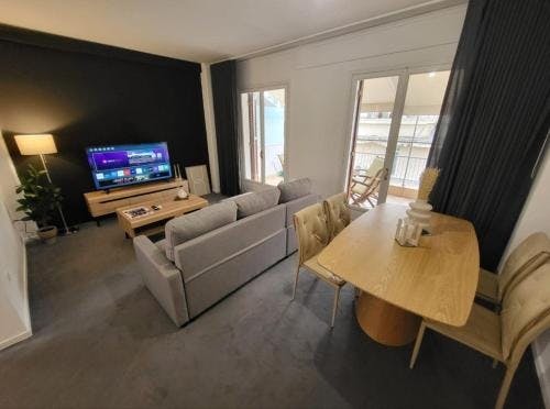 Valaoritou, Athina preview