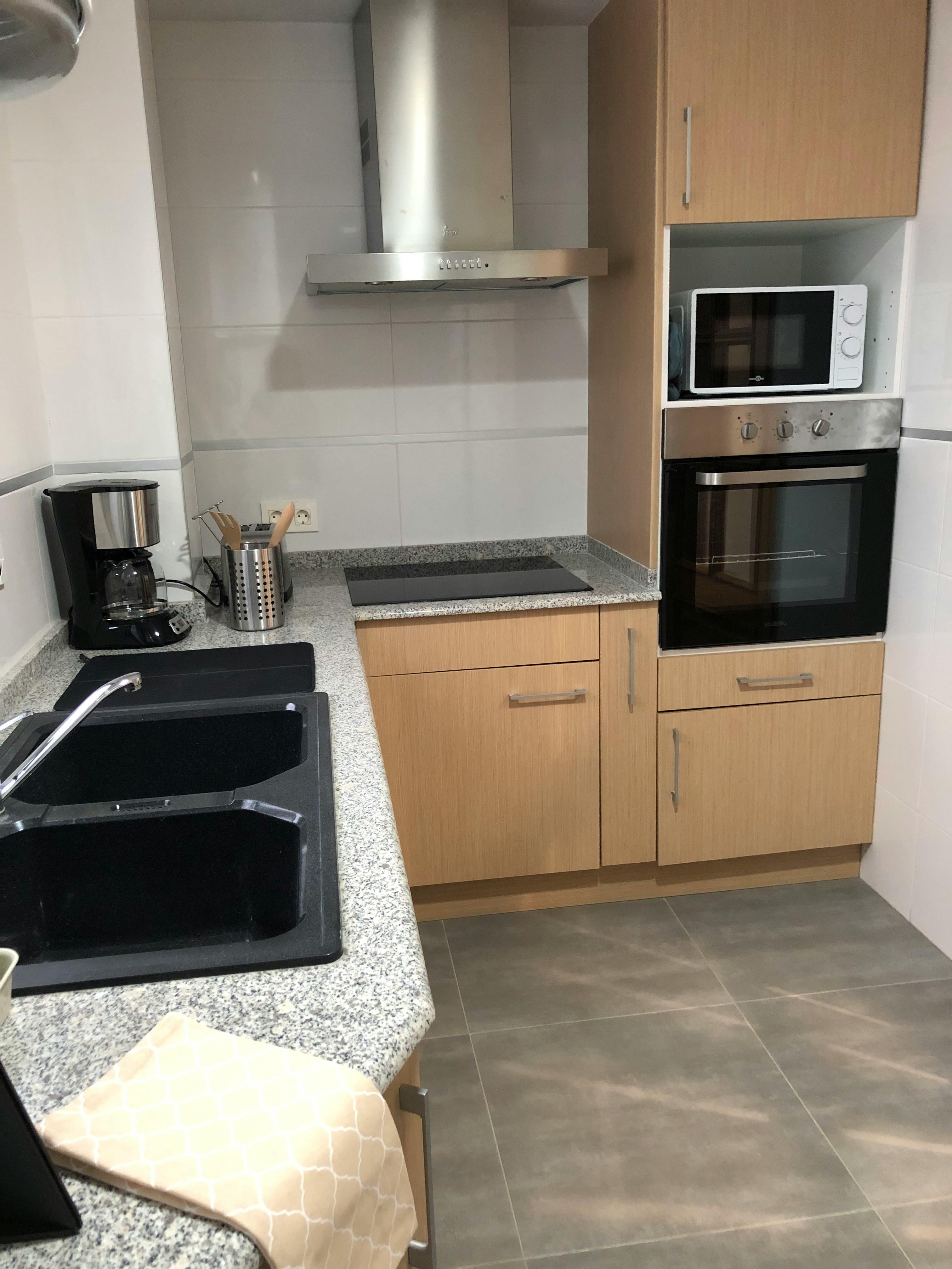 Double room Burjassot, 1 bed, 11m² — photo 1