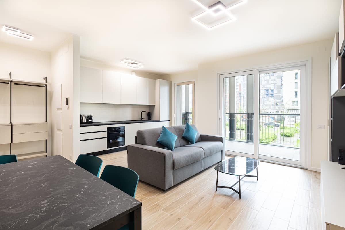 Wohnung zu mieten für 2.500 € pro Monat in Milan, Via Gottlieb Wilhelm Daimler