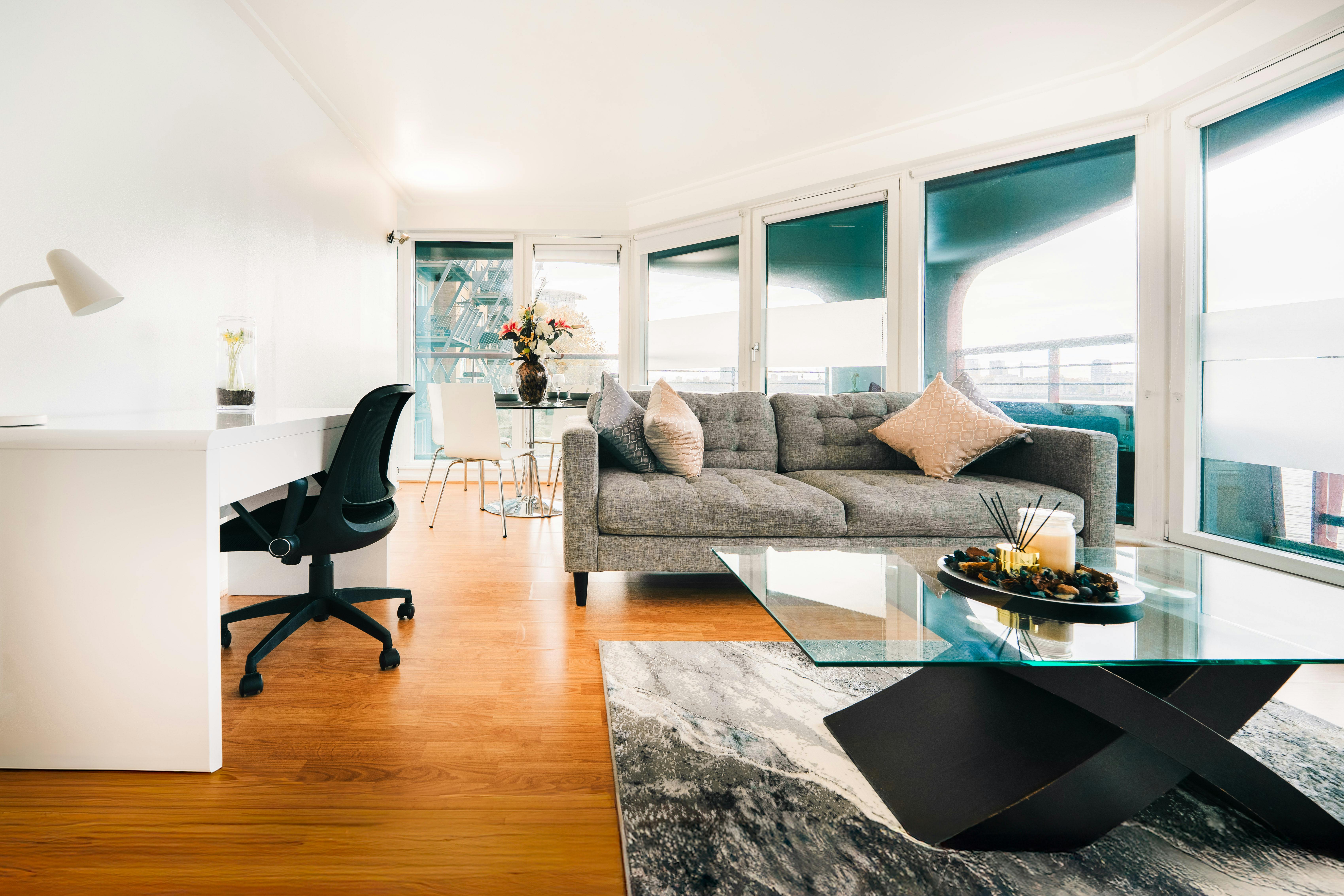 Apartamento en alquiler por 8589 € al mes en London, Hutching's Street