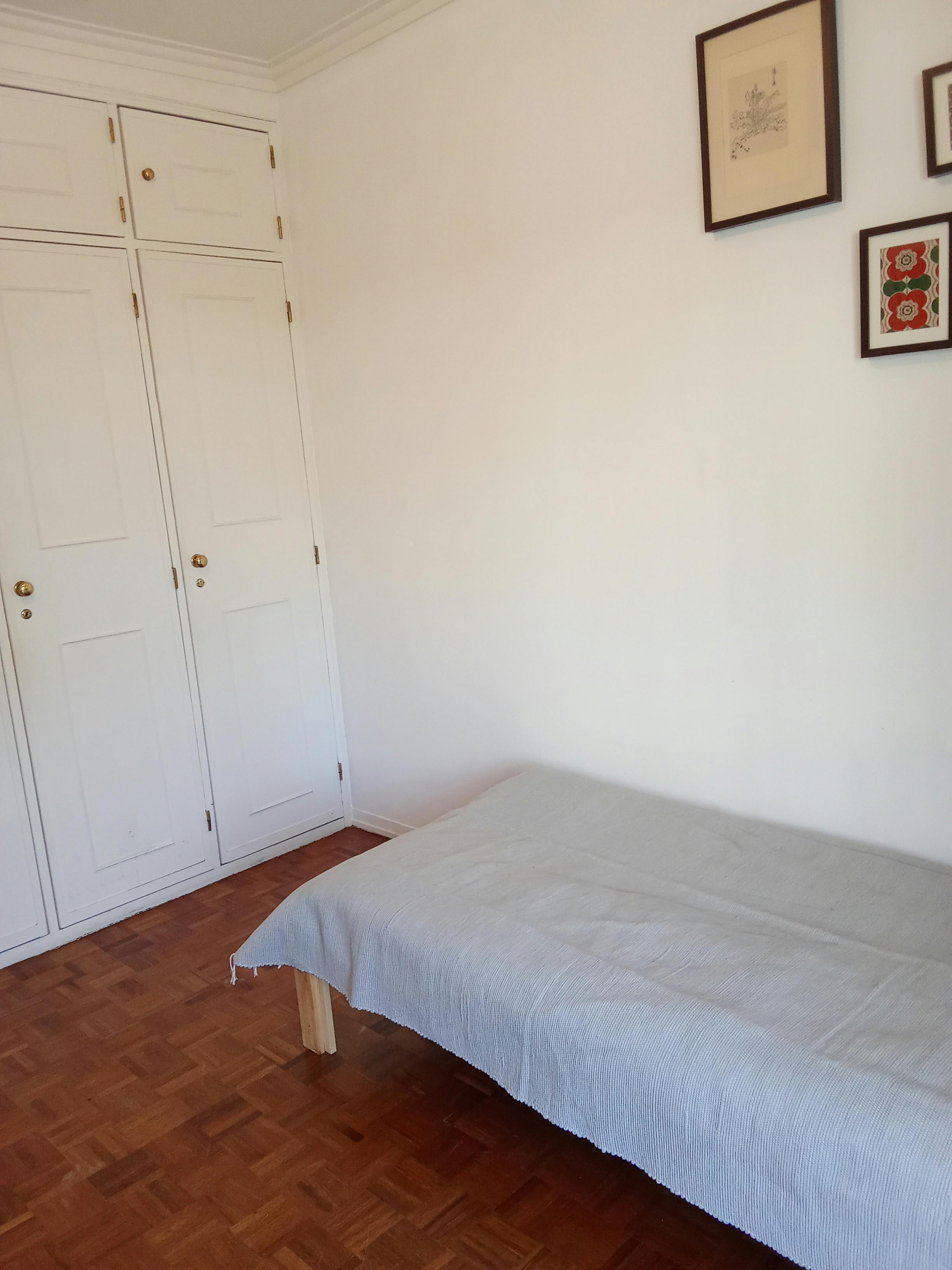 Single room Oeiras, 1 bed, 13m² — photo 4