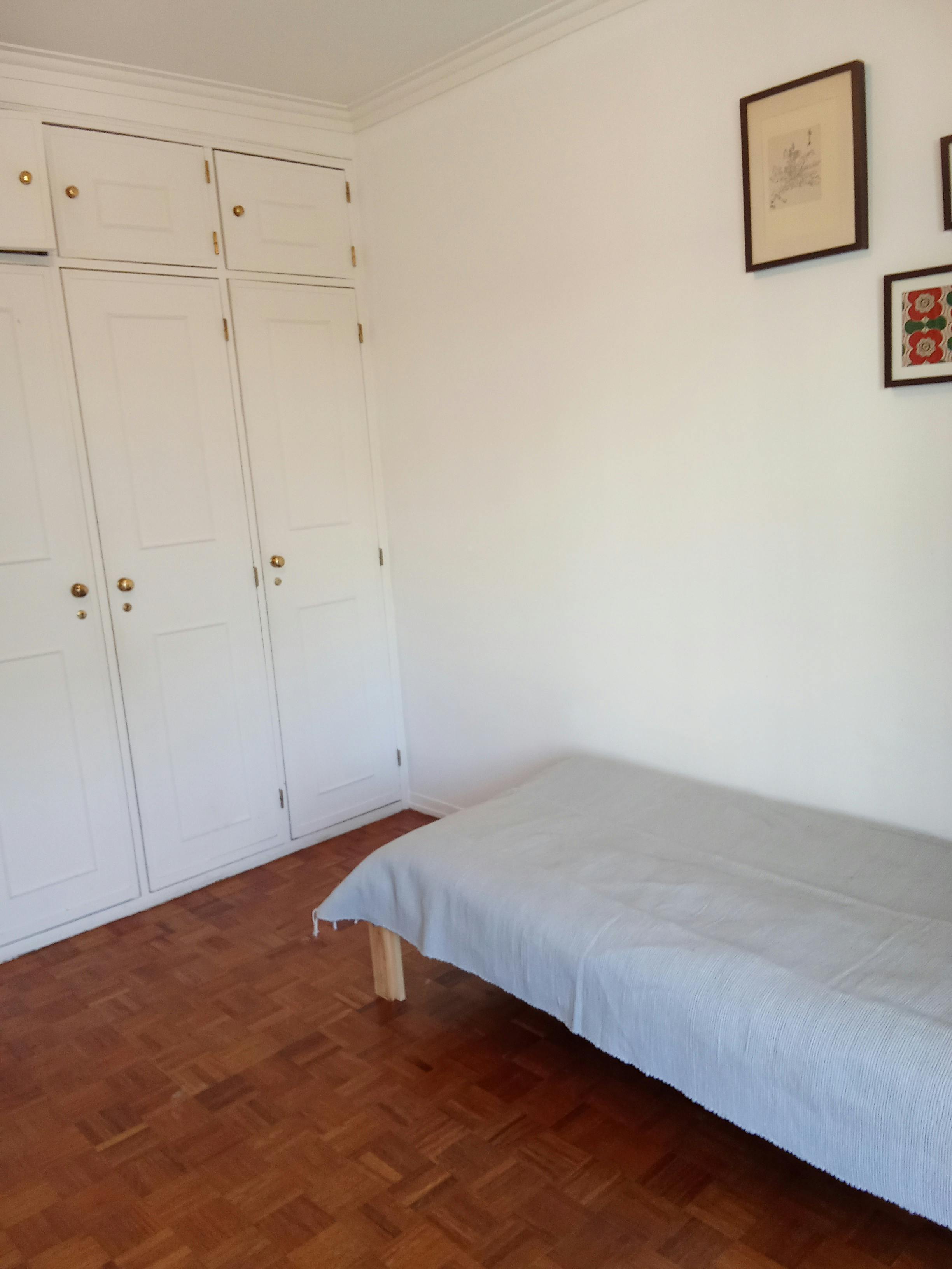 Single room Oeiras, 1 bed, 13m² — photo 2