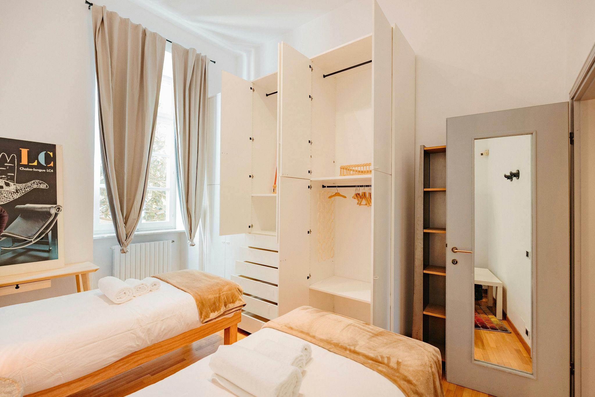 preview gallery tile