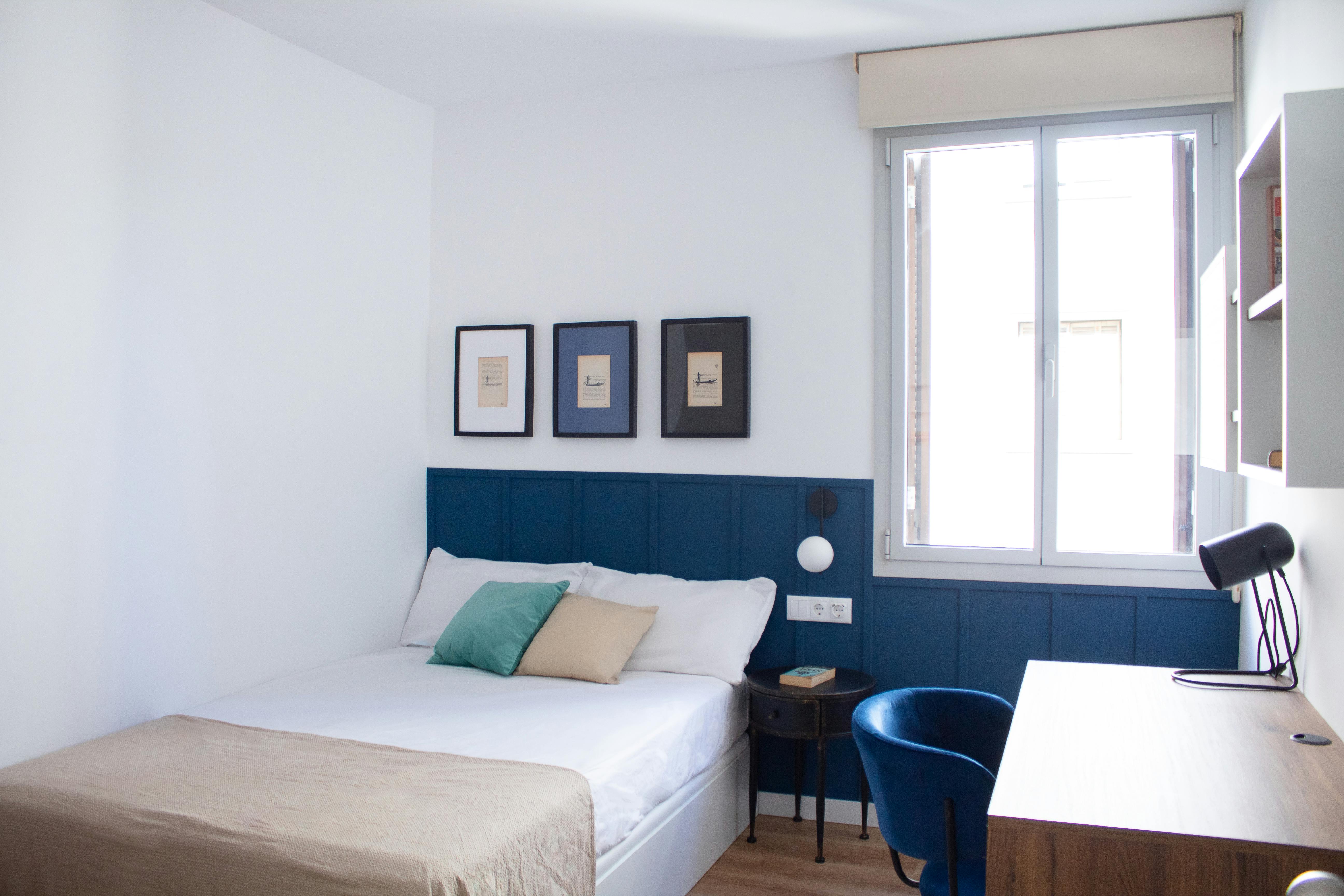 Private room for rent for €753 per month in Barcelona, Carrer de Muntaner