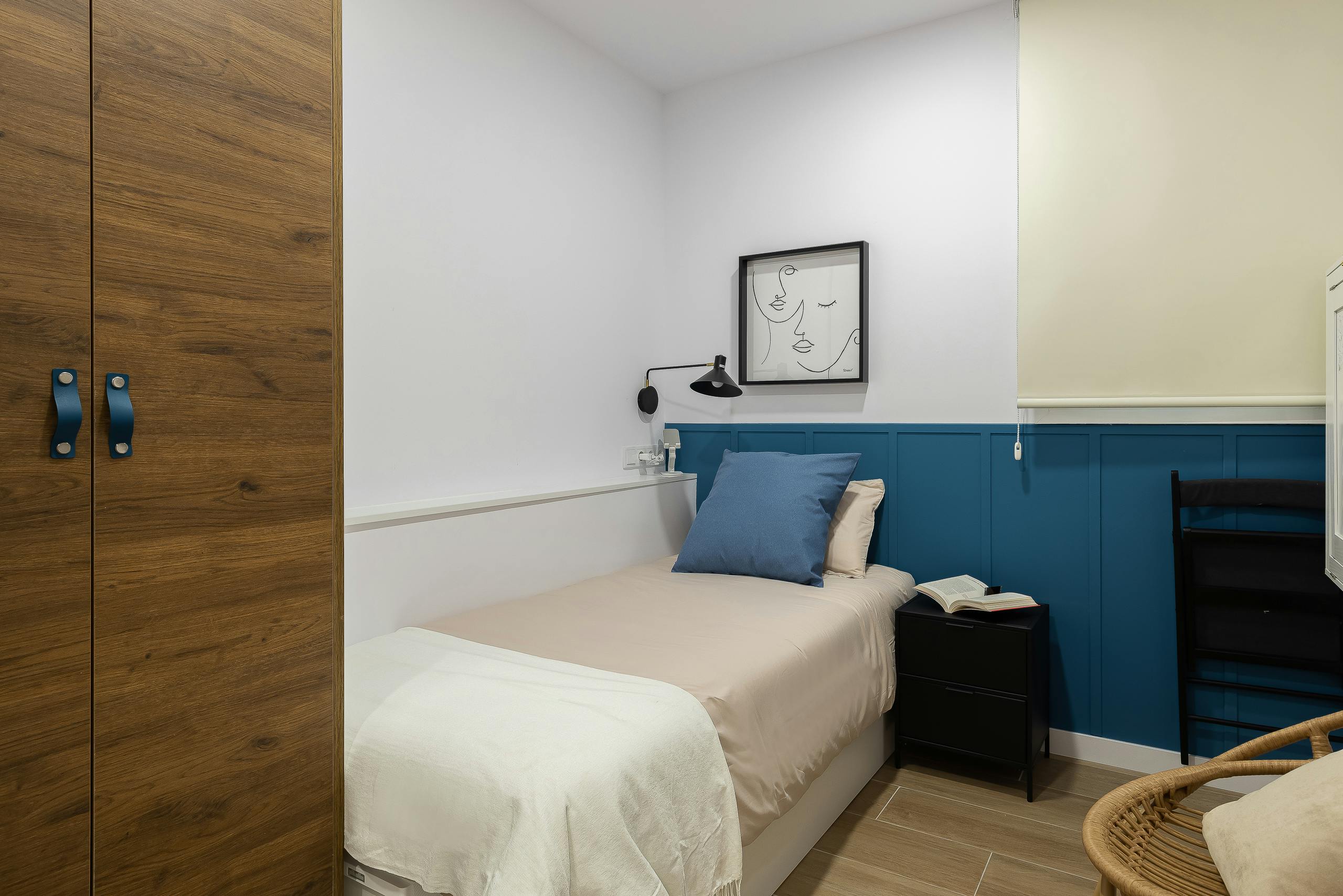 Private room for rent for €710 per month in Barcelona, Carrer de Muntaner