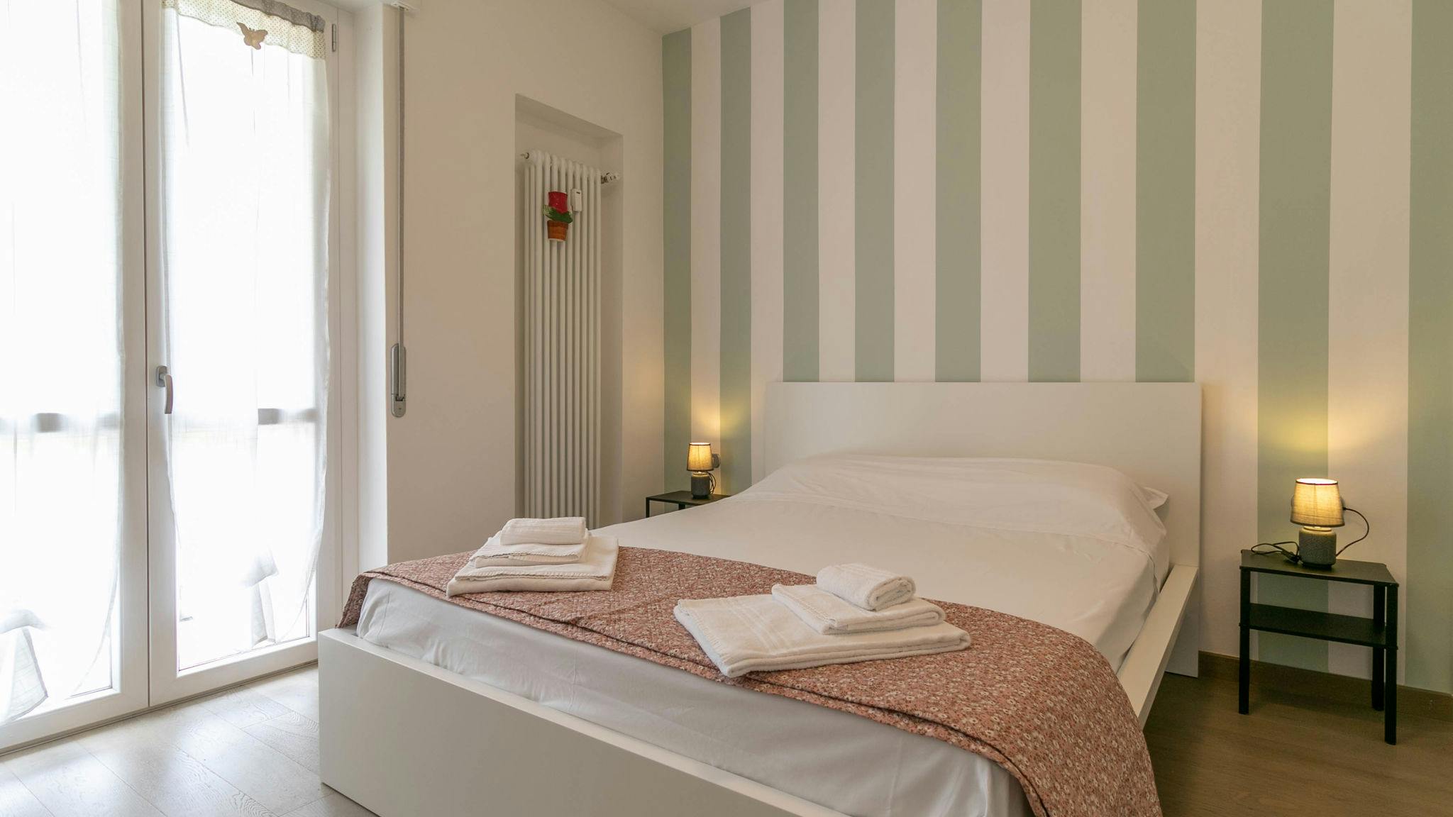 Apartment for rent for €1 per month in Lecco, Via Santo Stefano
